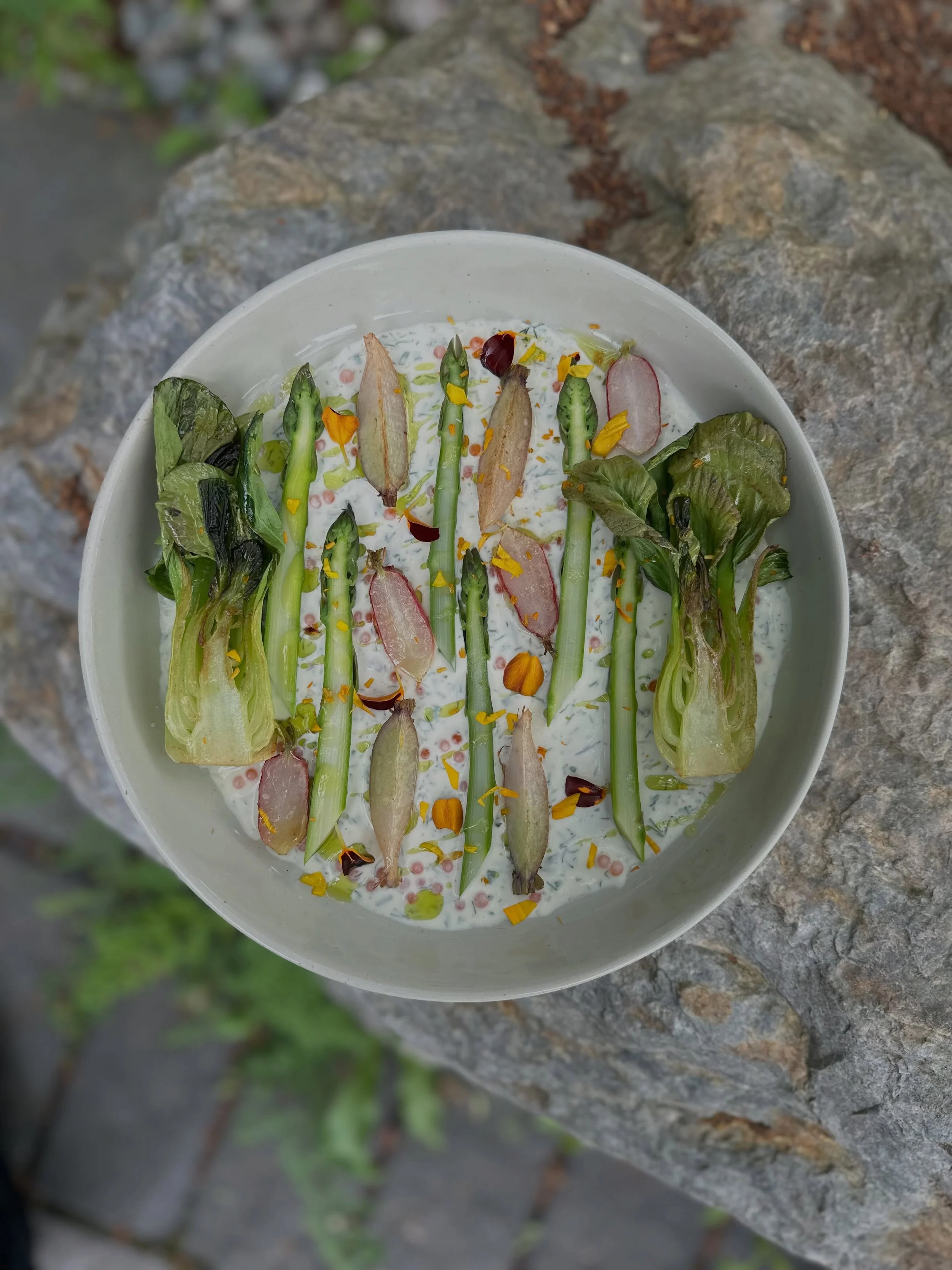 Summer is such an awesome time for our menu - come see! 🤩

Spring vegetables in Sandefjord sauce 
Poached asparagus, seared breakfast radish, Korean radish and baby bok Choi. Sandefjord sauce is a Scandinavian sauce with cr&egrave;me fraiche, trout 
