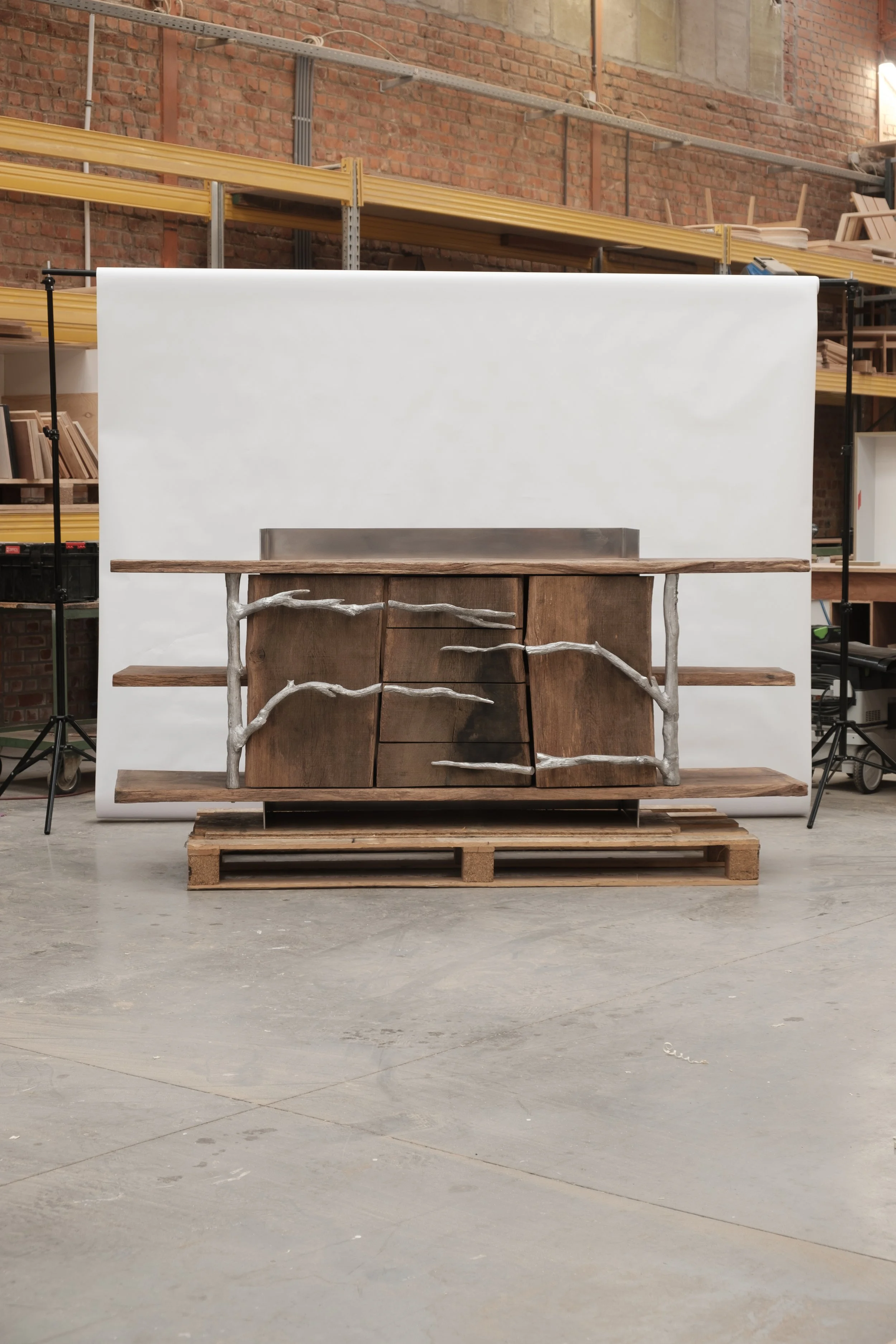 VERSTREPENSTUDIO- 45 Credenza - ©Thibeau Scarcériaux (14).jpg