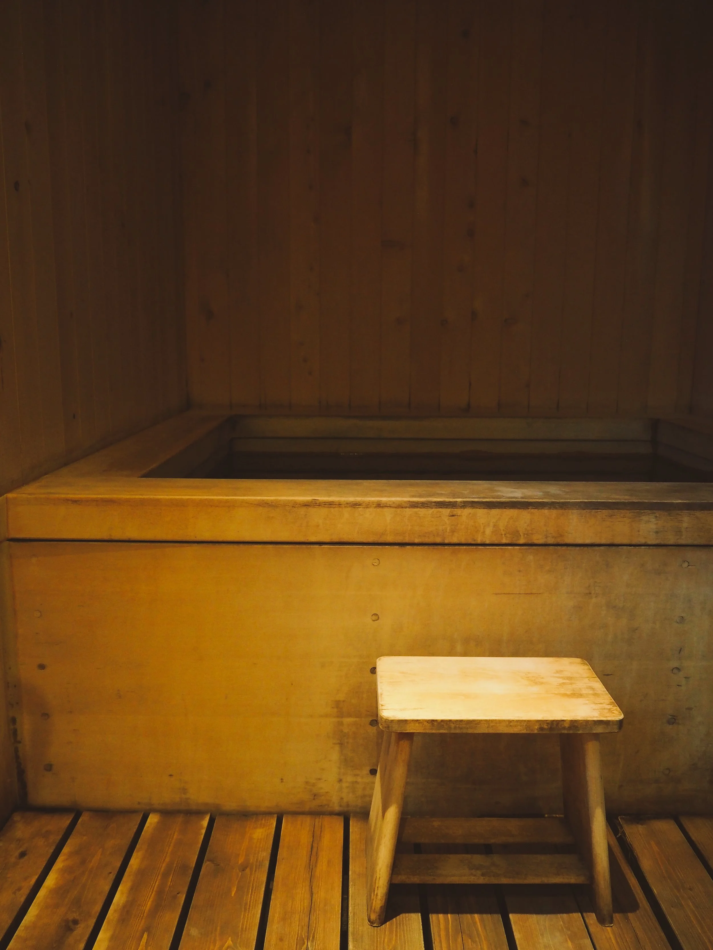 Lodge-style boutique hotel offering excellent service in snow paradise Niseko, Hokkaido