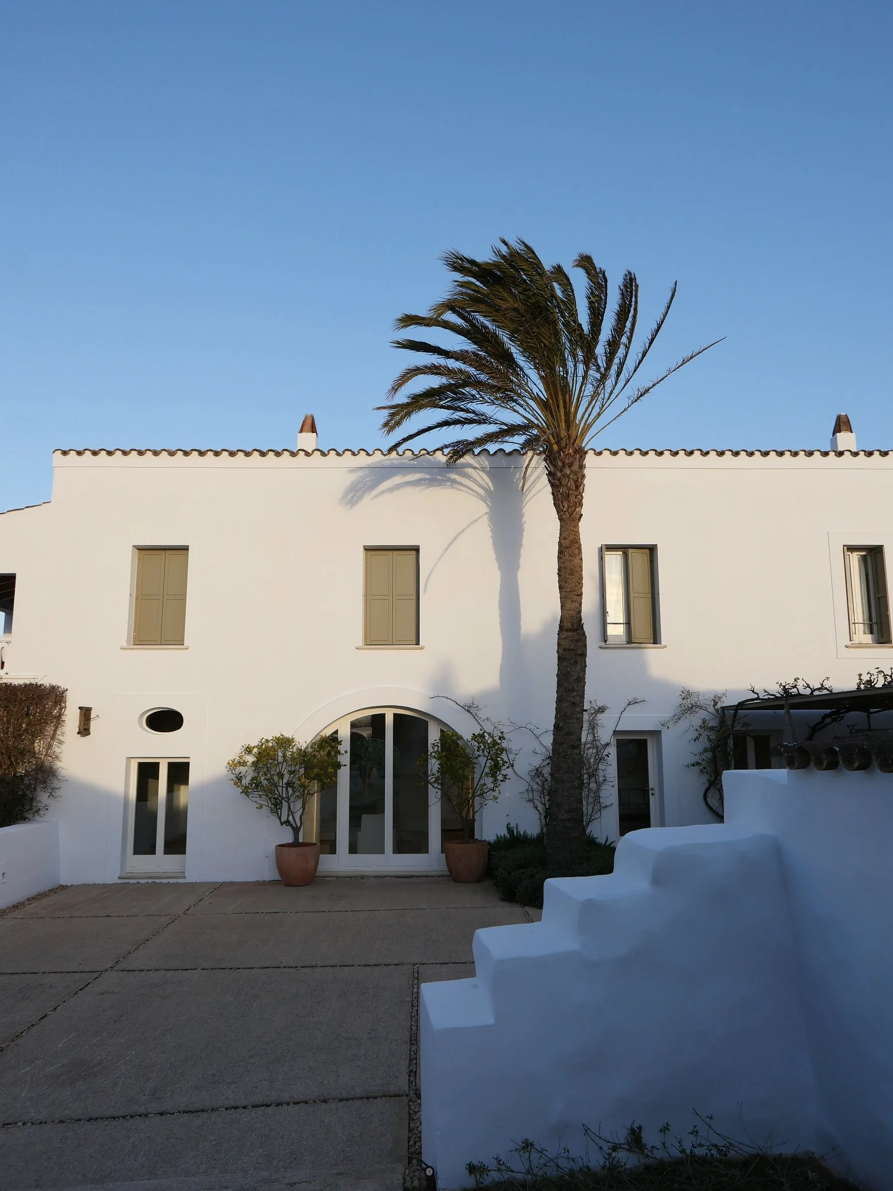 White-washed, rustic wine-producing finca on the south coast of Menorca