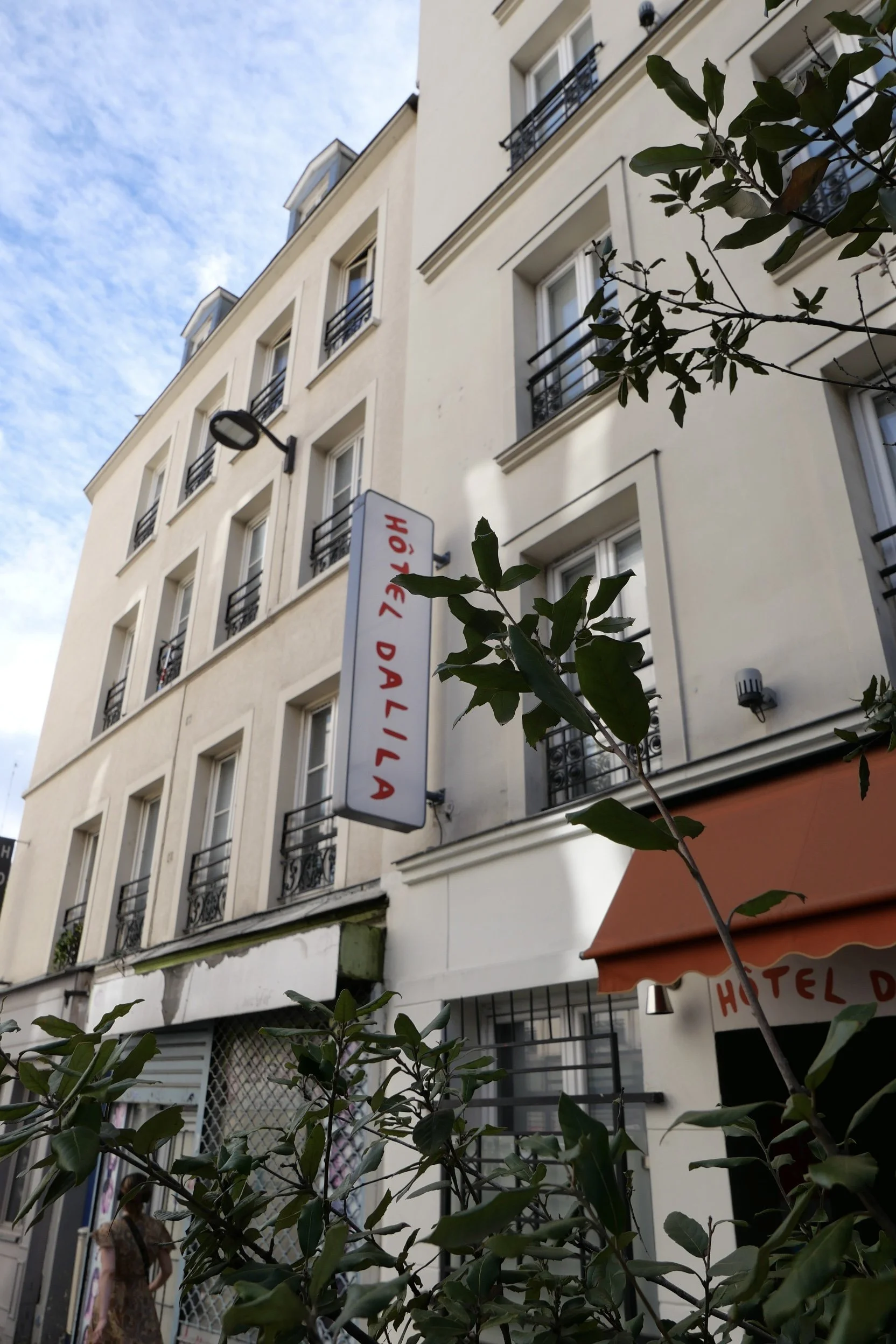 Cozy and colorful Paris hotel in the dynamic and residential 18th arrondissement 