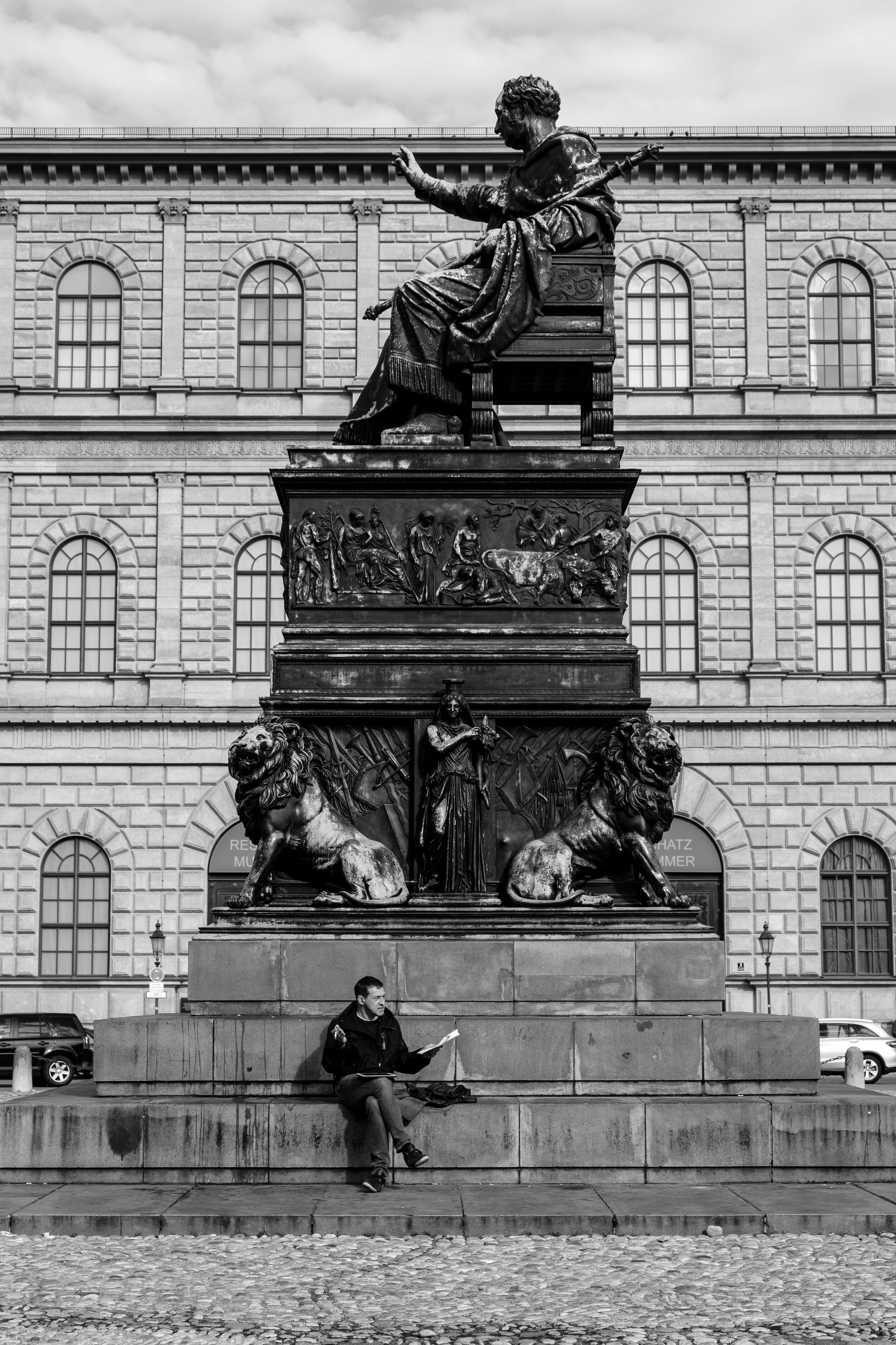 Statue of Maximilian I, Munich