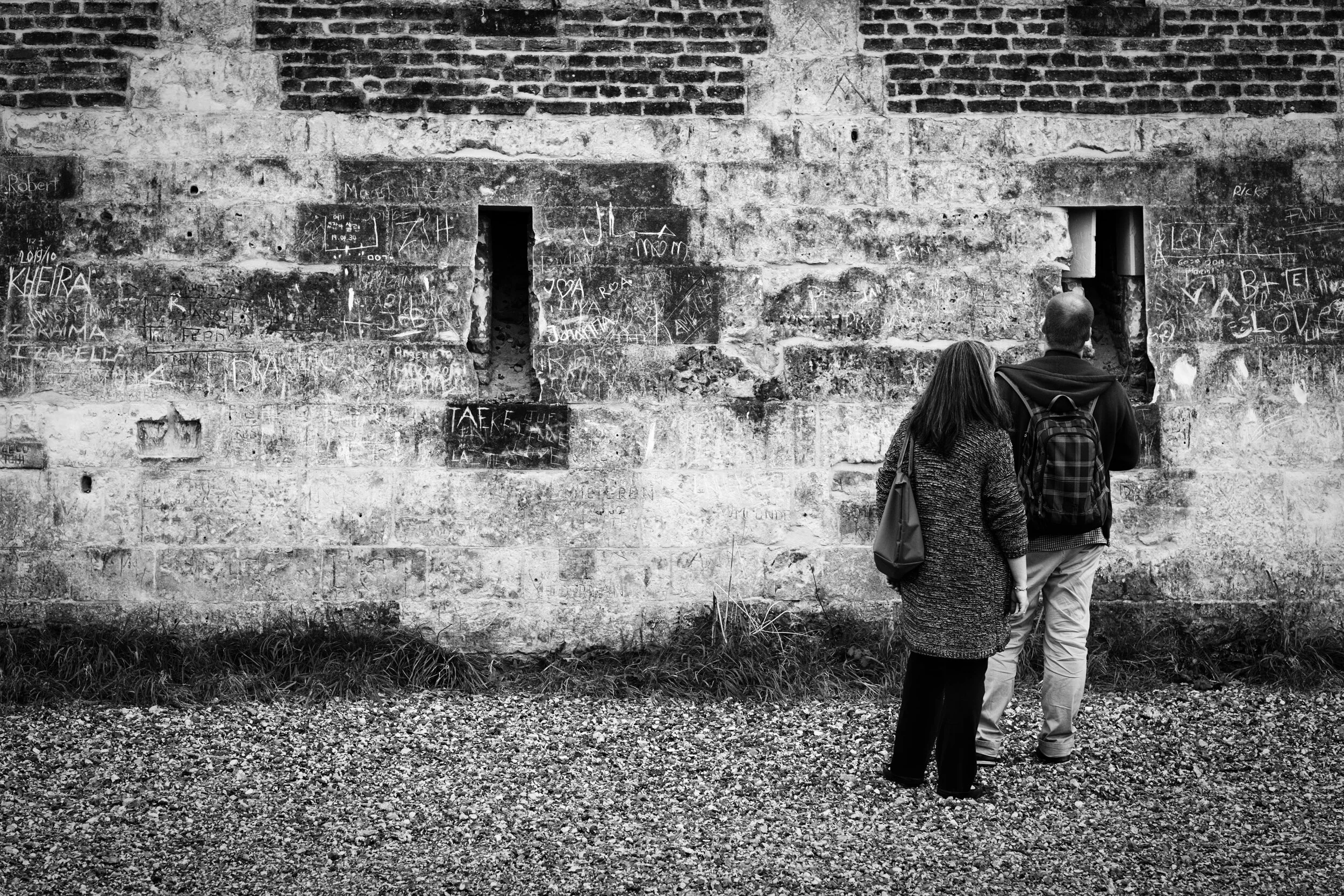 Inspecting a wall in Maastricht