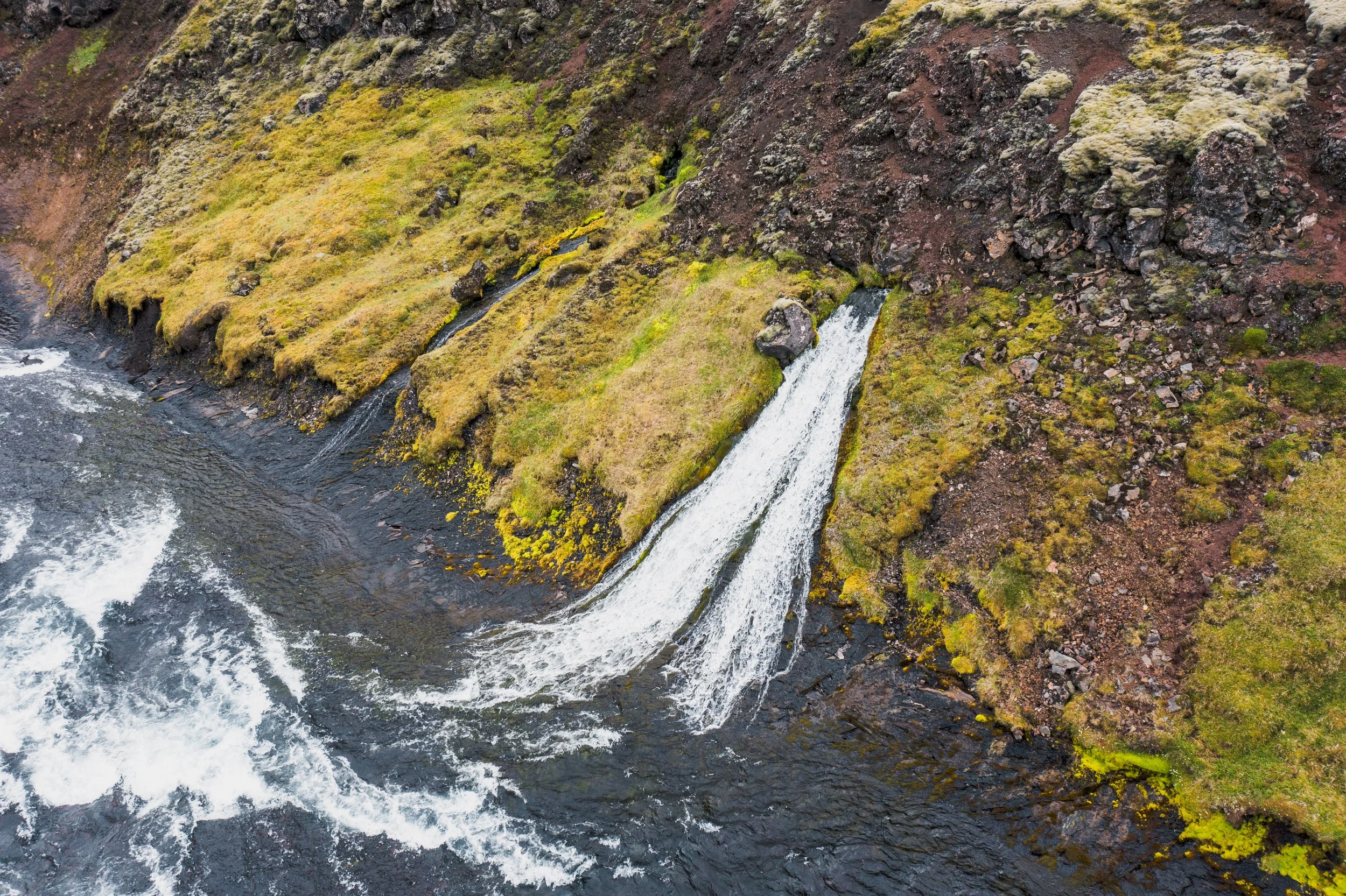 Waterfall at Syðri-Ófæra
