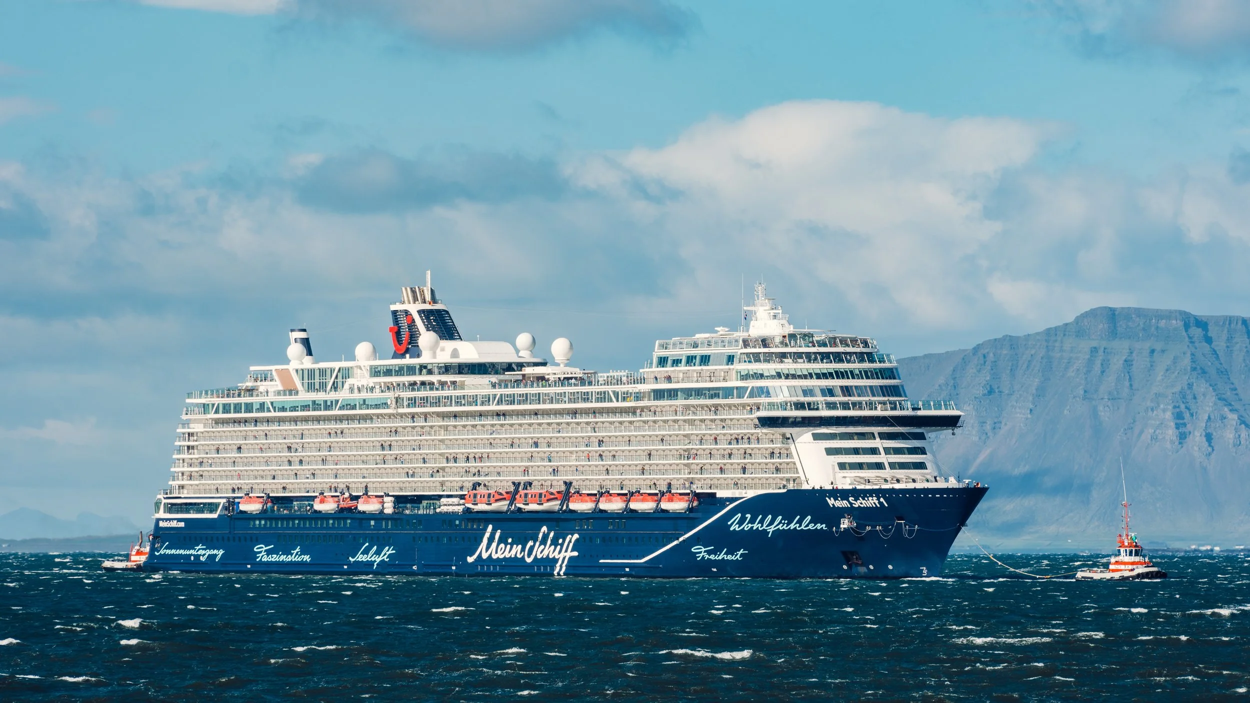 Mein Schiff 1 @ Reykjavík