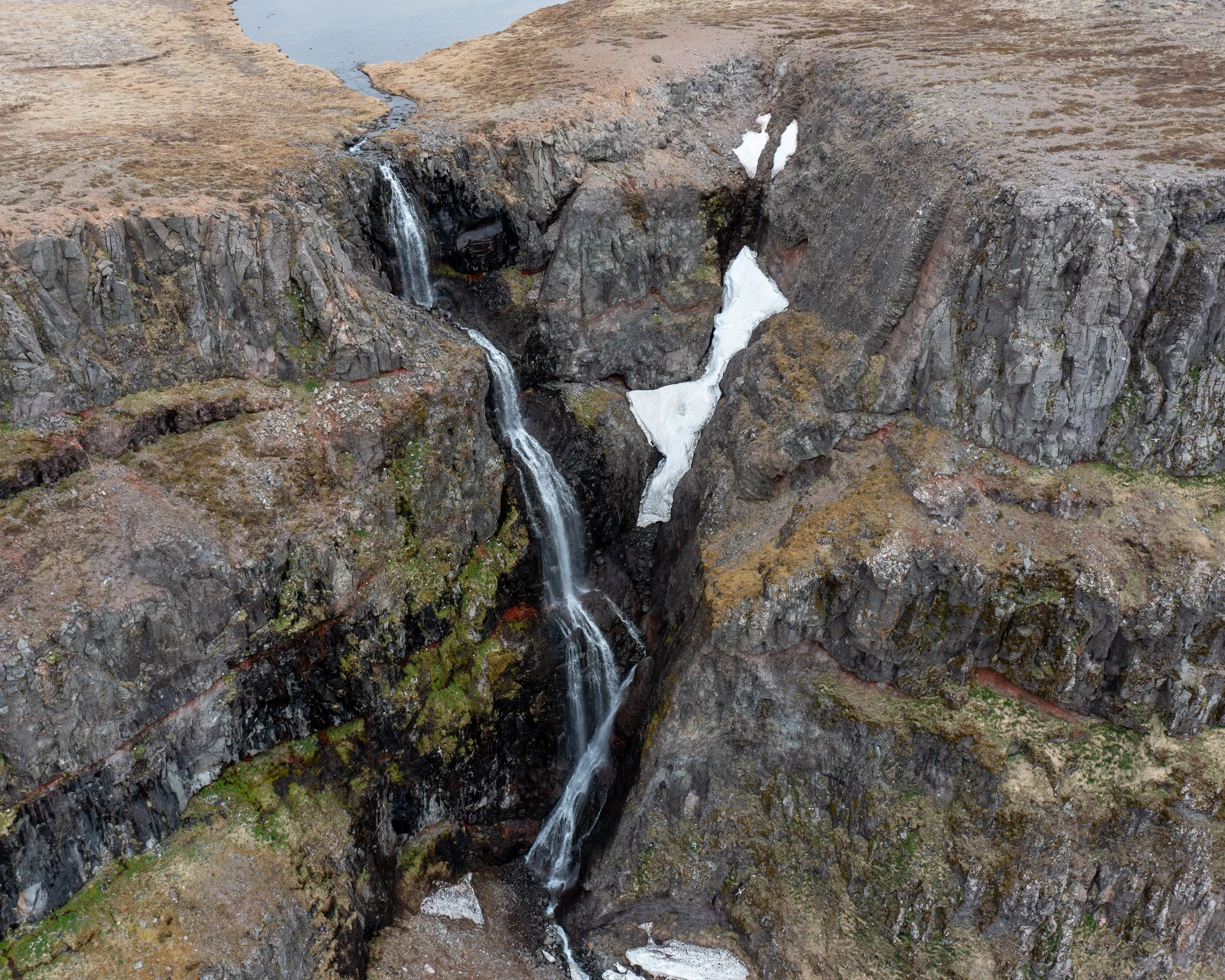 Waterfall in Geitá