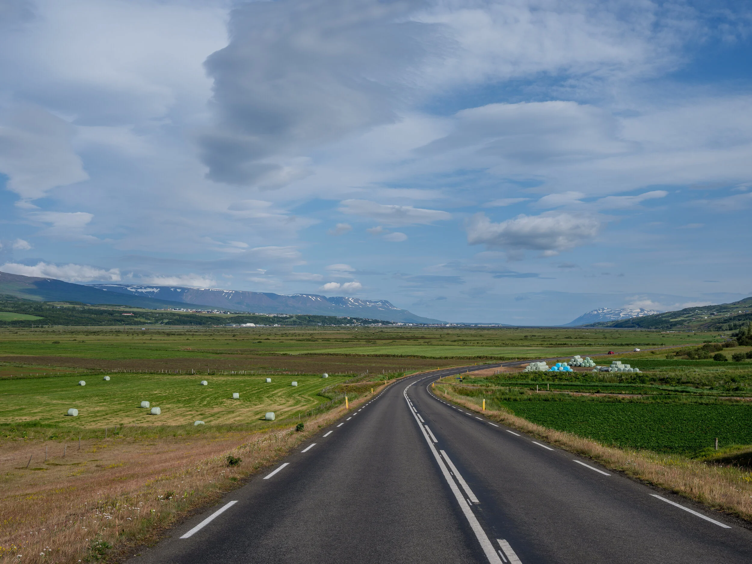 829 - Eyjafjarðarbraut eystri