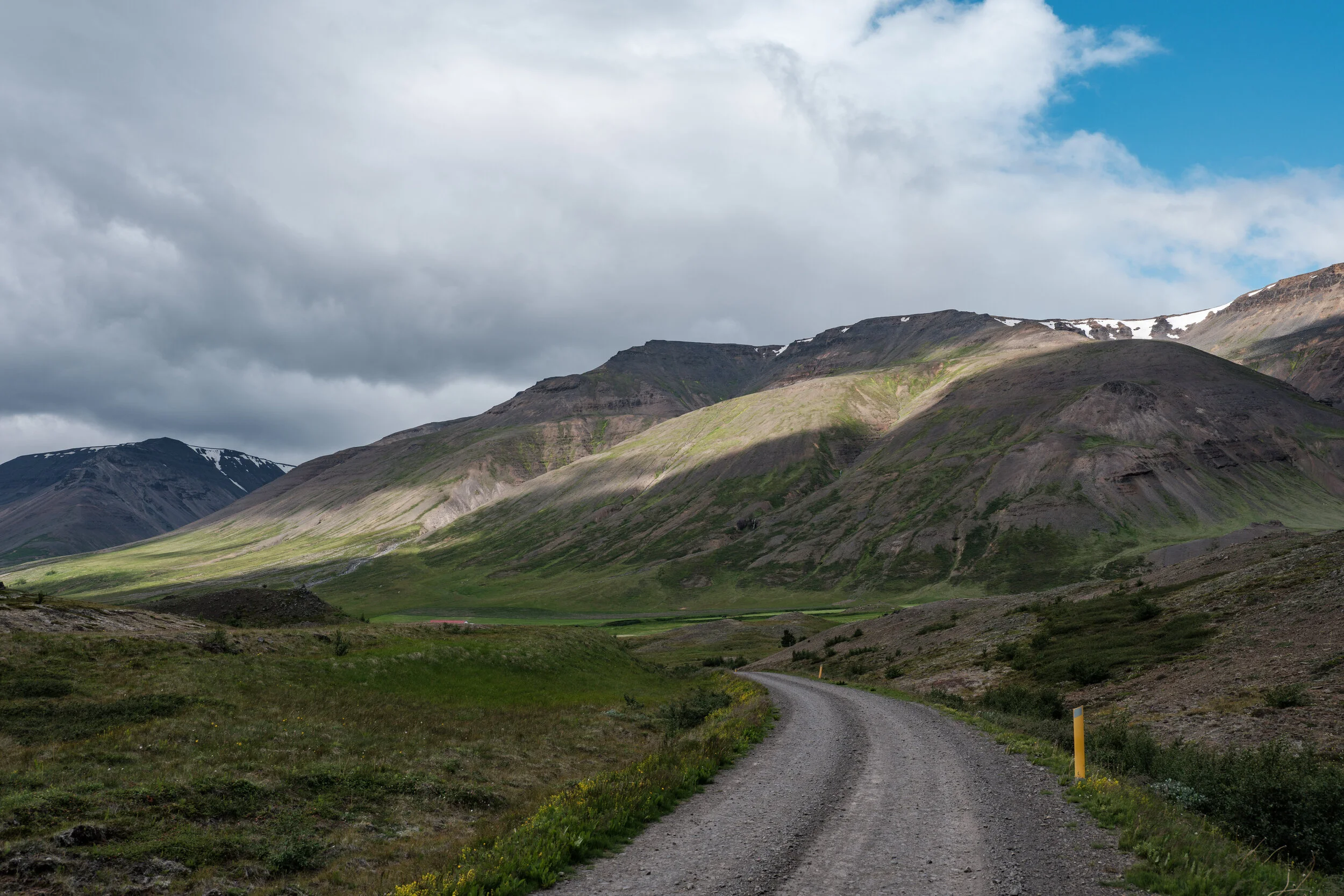 882 - Leyningshólavegur