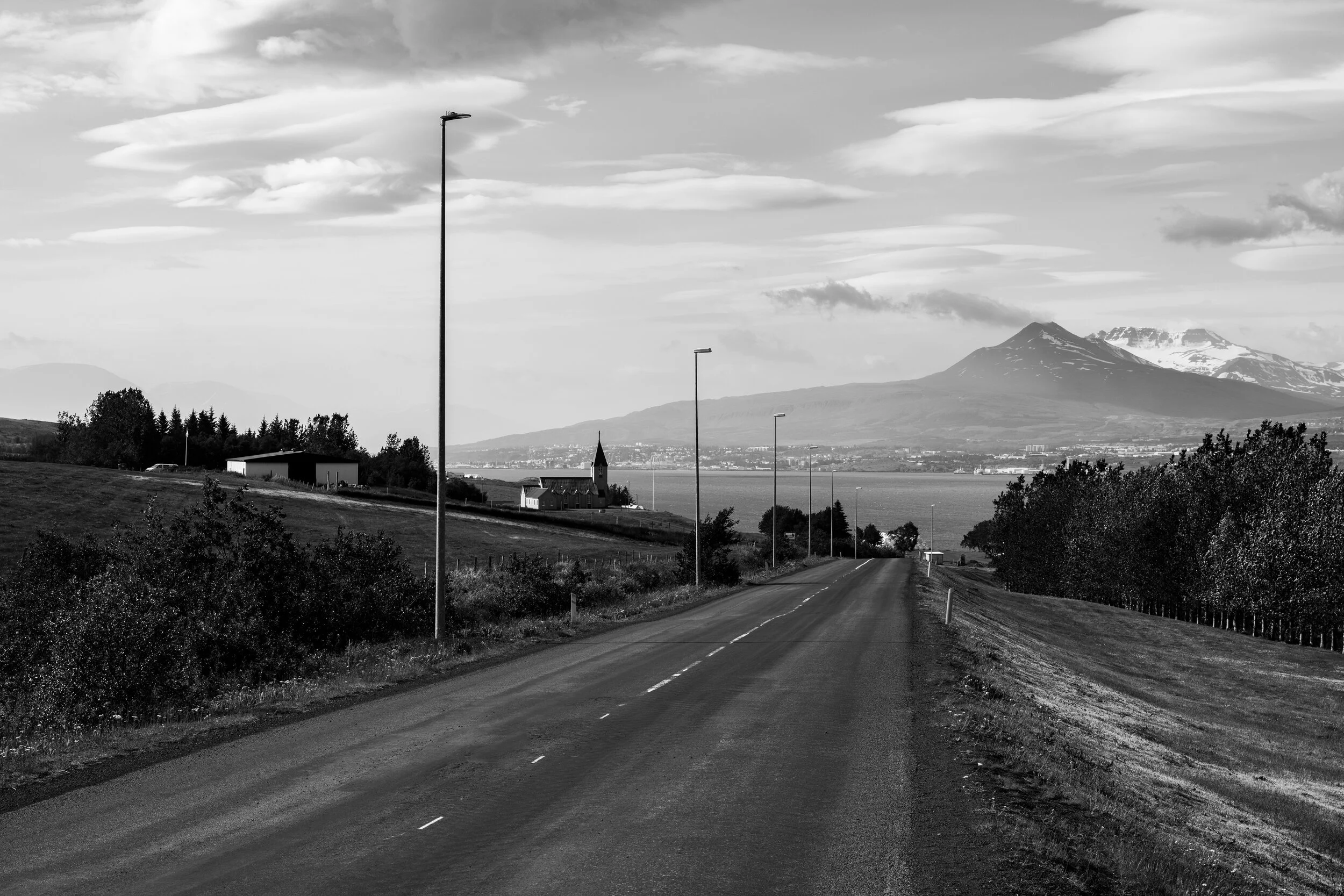 830 - Svalbarðseyrarvegur