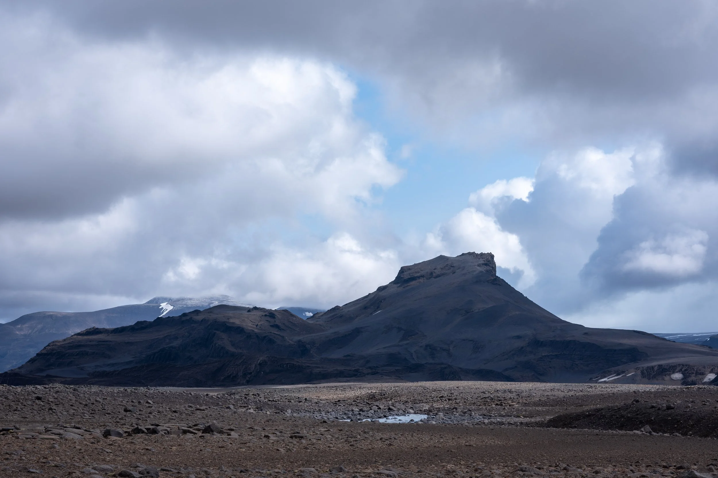 Hádegisfell nyrðra
