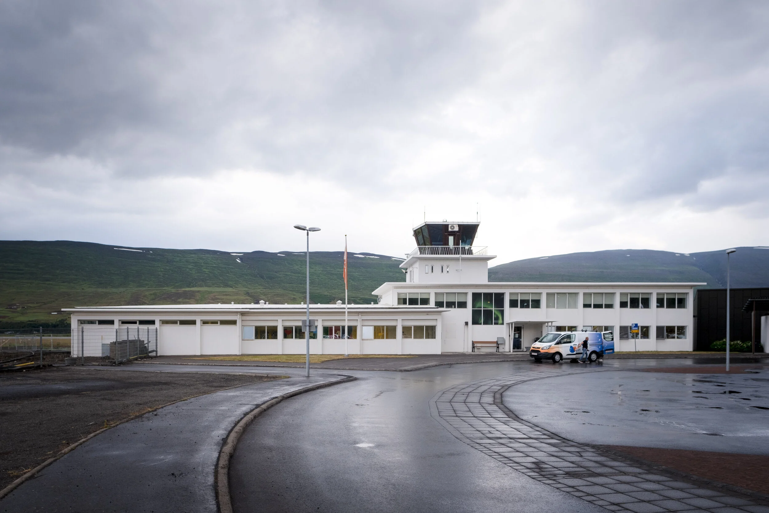 820 - Flugvallarvegur Akureyri