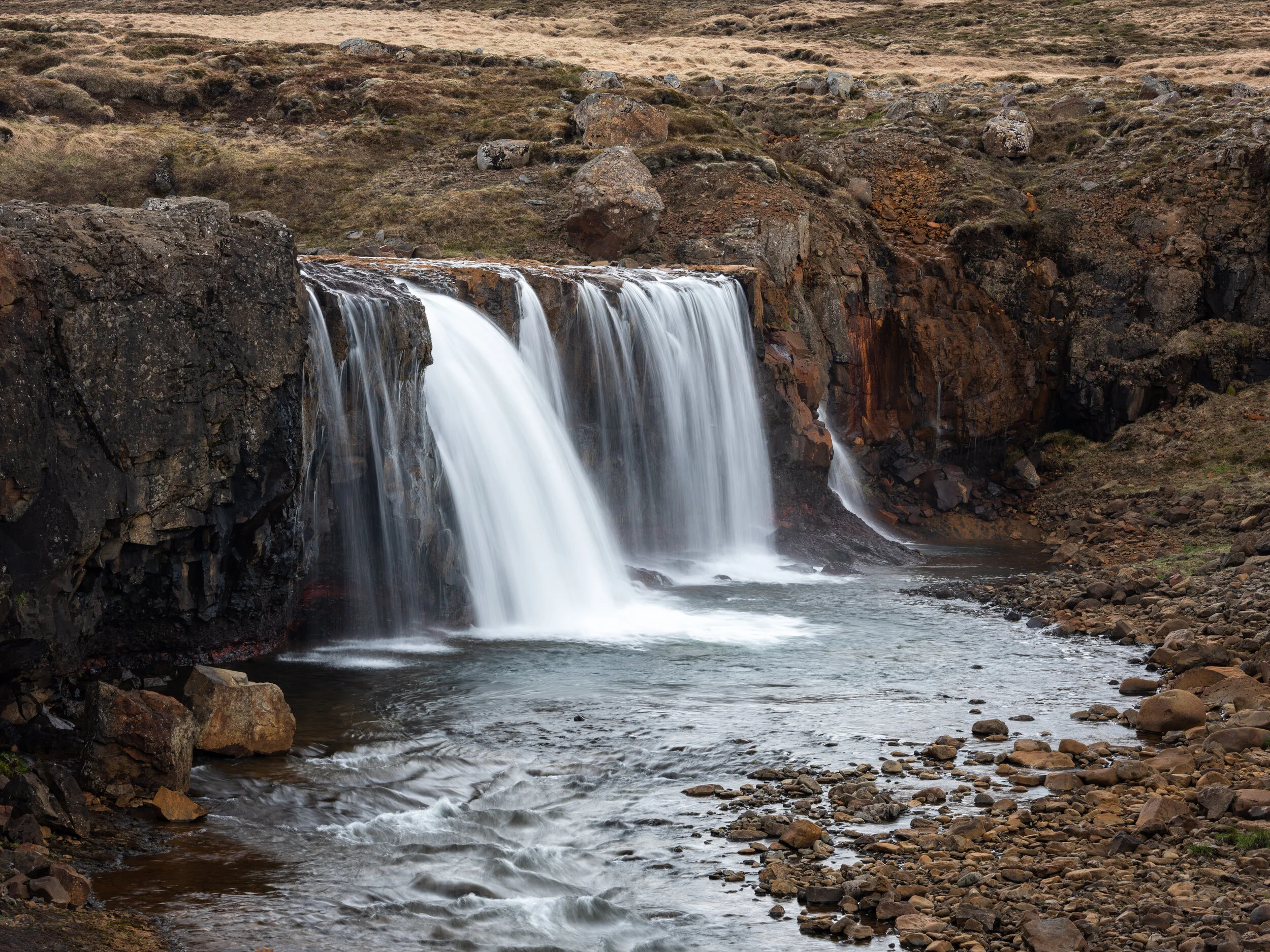 Waterfall in Rauðsgil