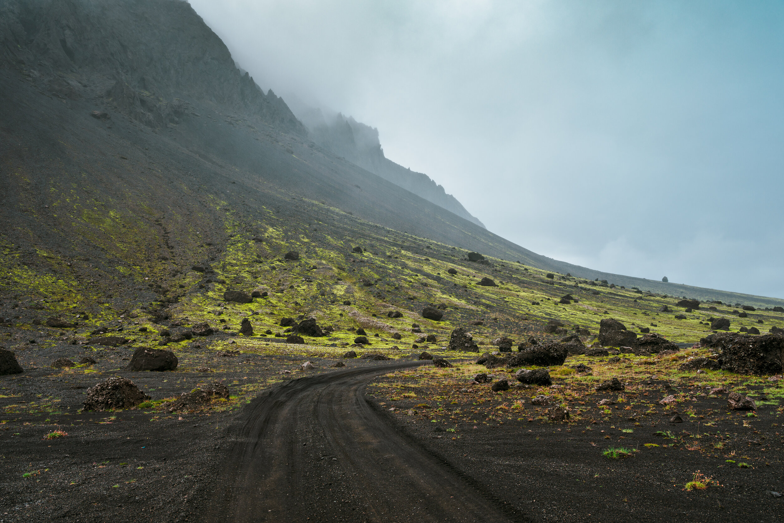 F337 - Hlöðuvallavegur