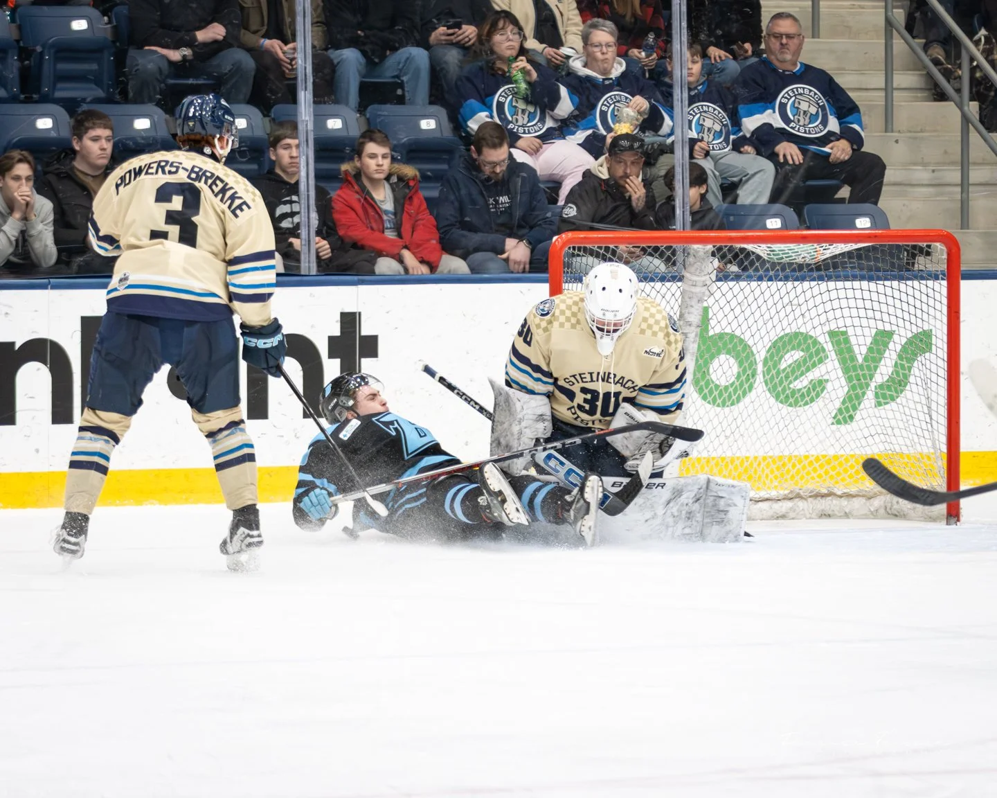 Feb 16 vs Blues-5.jpg