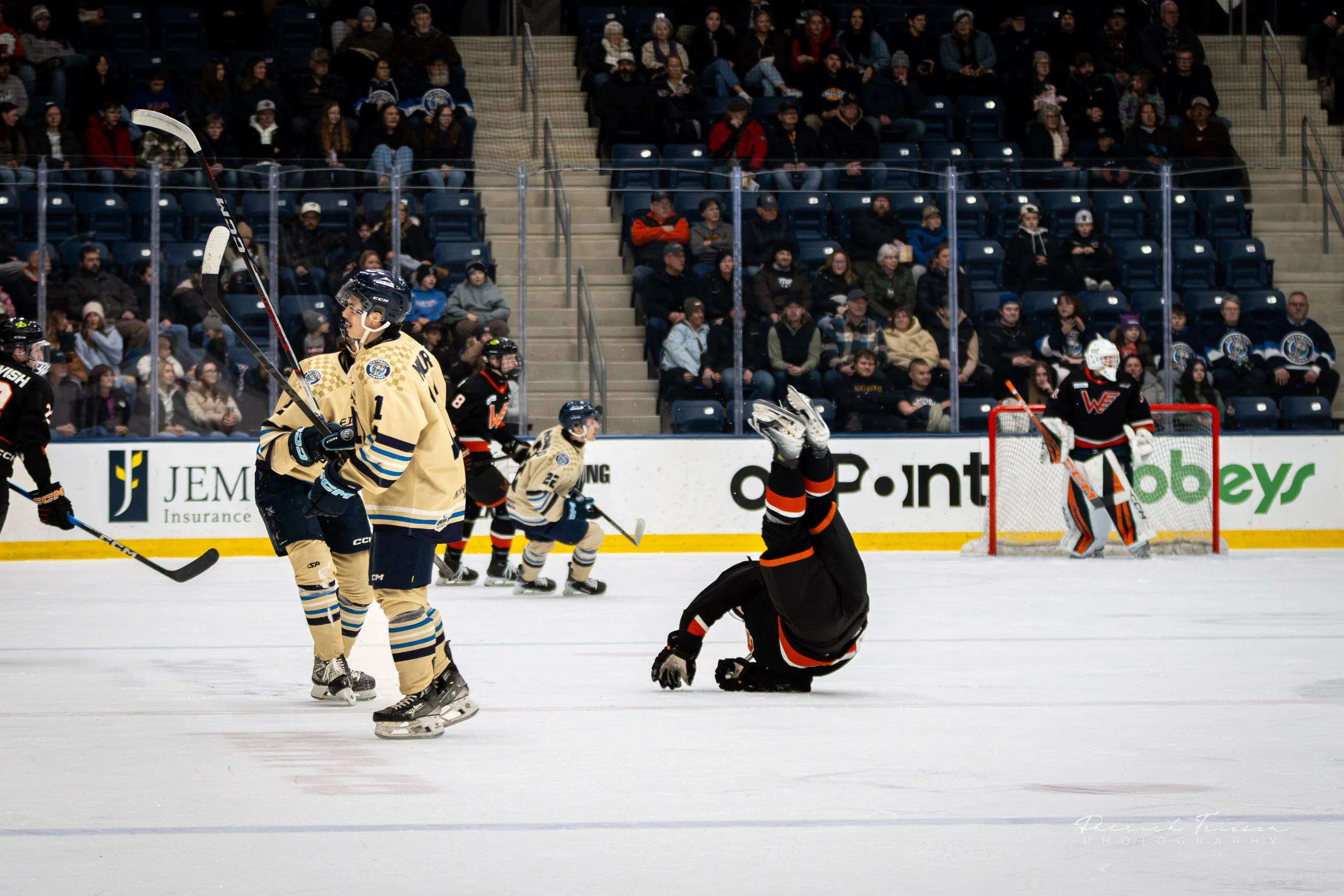 Jan 23 vs Winkler -3.jpg