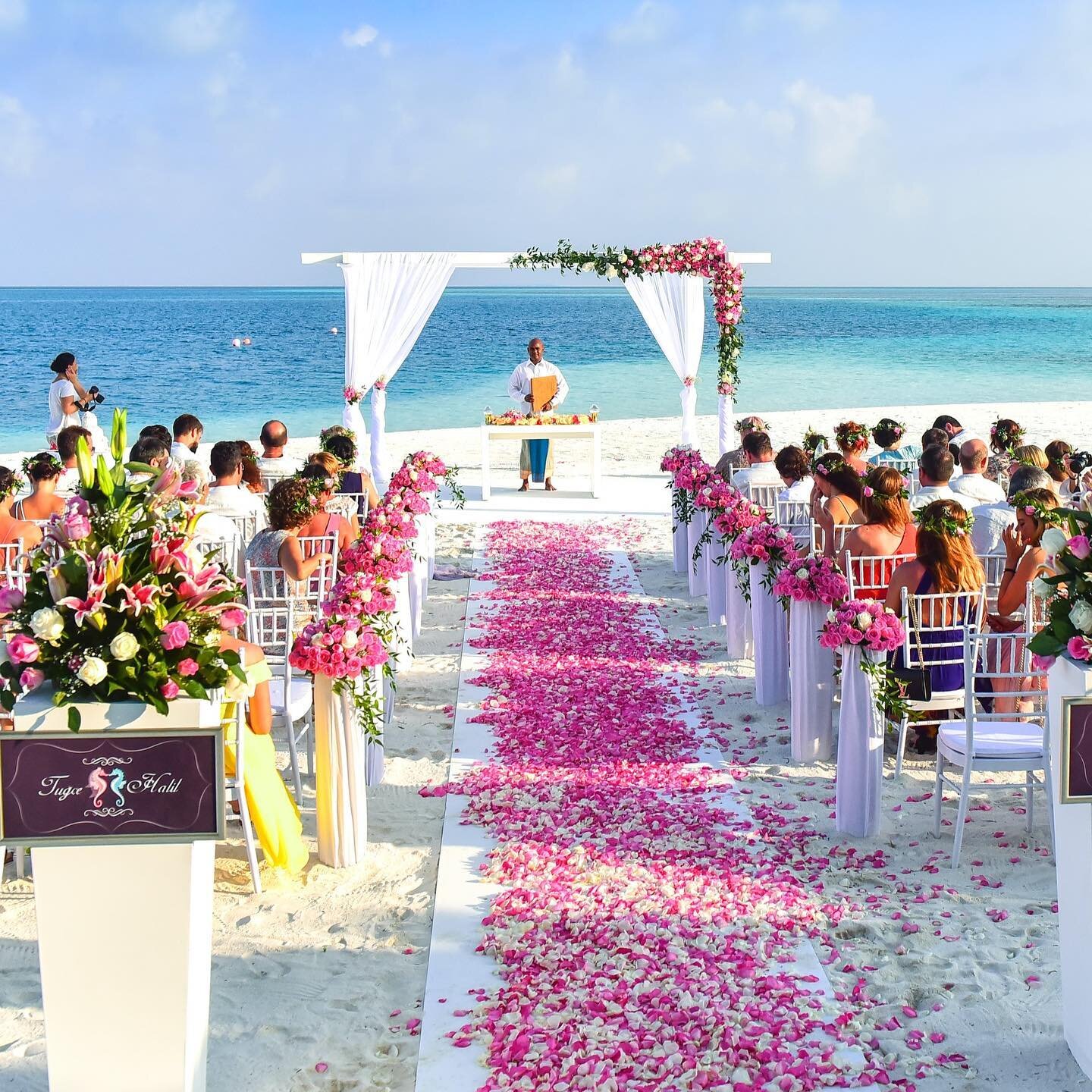 Love is not canceled! Your destination wedding, awaits.
#destinationweddings #DBWE