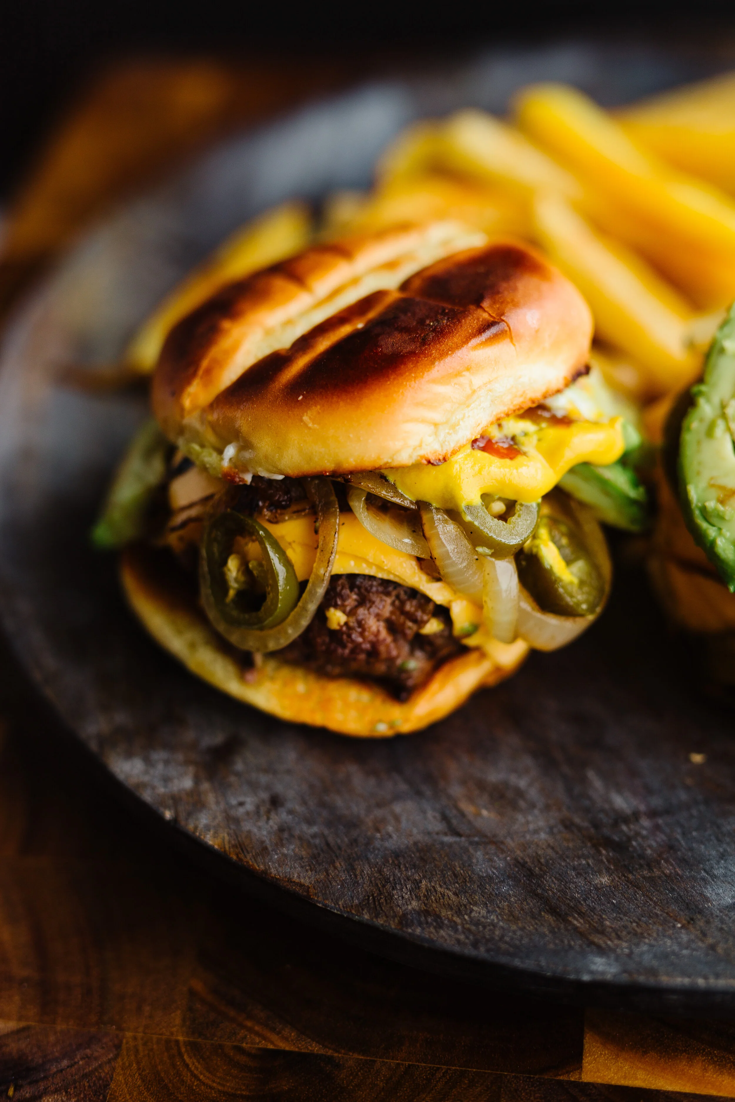 Jalapeño avocado burger-2.jpg