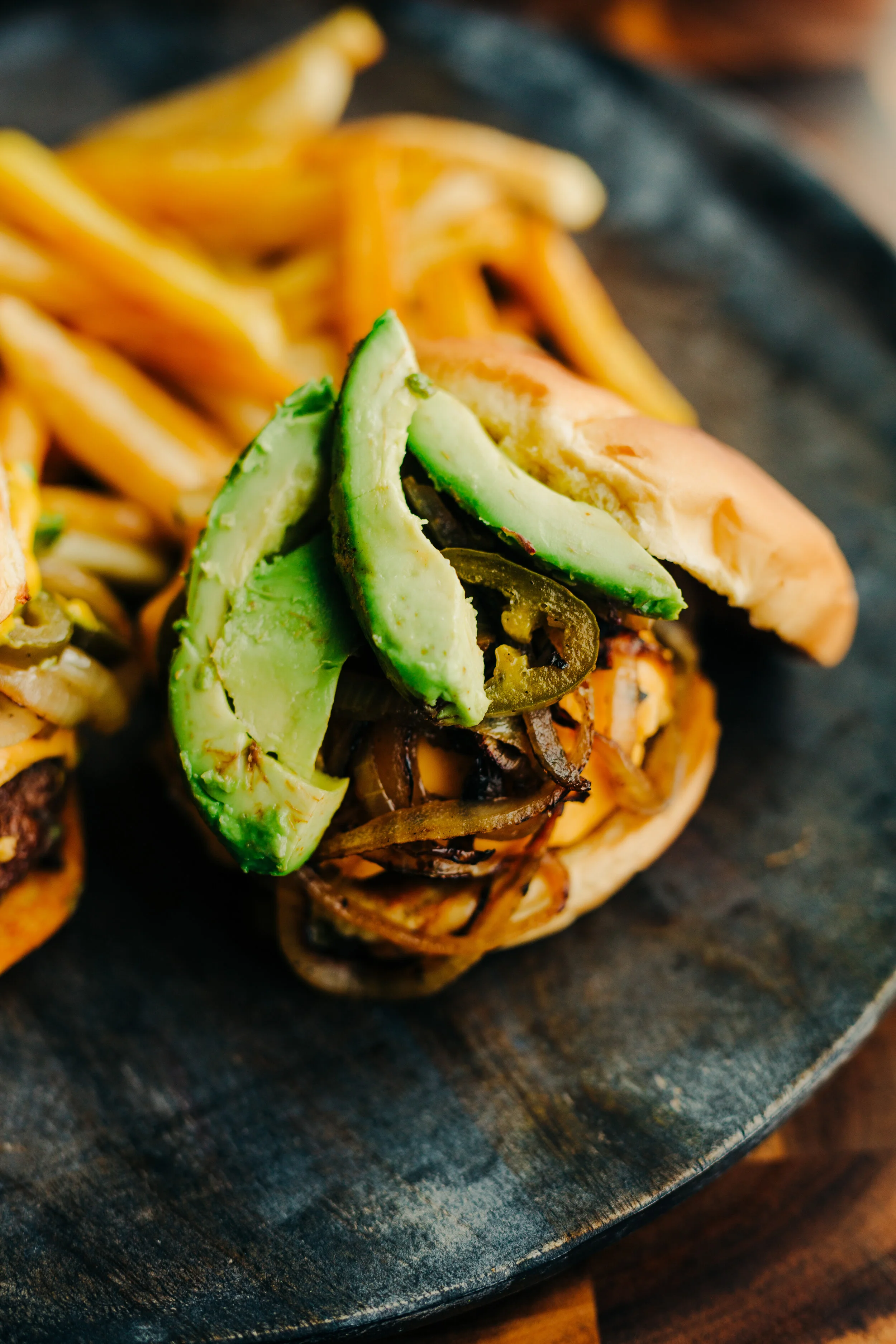 Jalapeño avocado burger-4.jpg