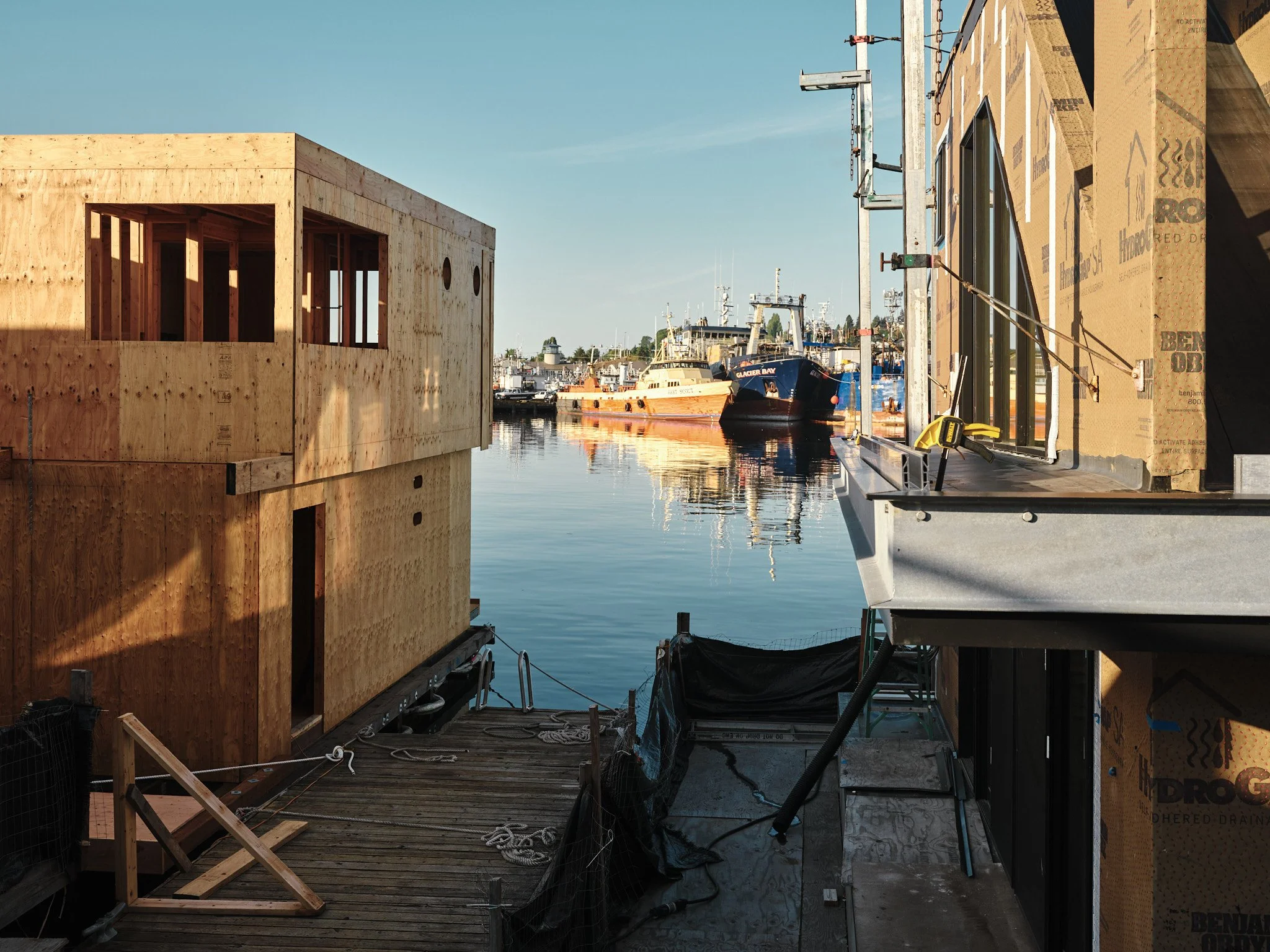 Dyna-2024-FloatingHome-Lindbloom-Scene 9.jpg