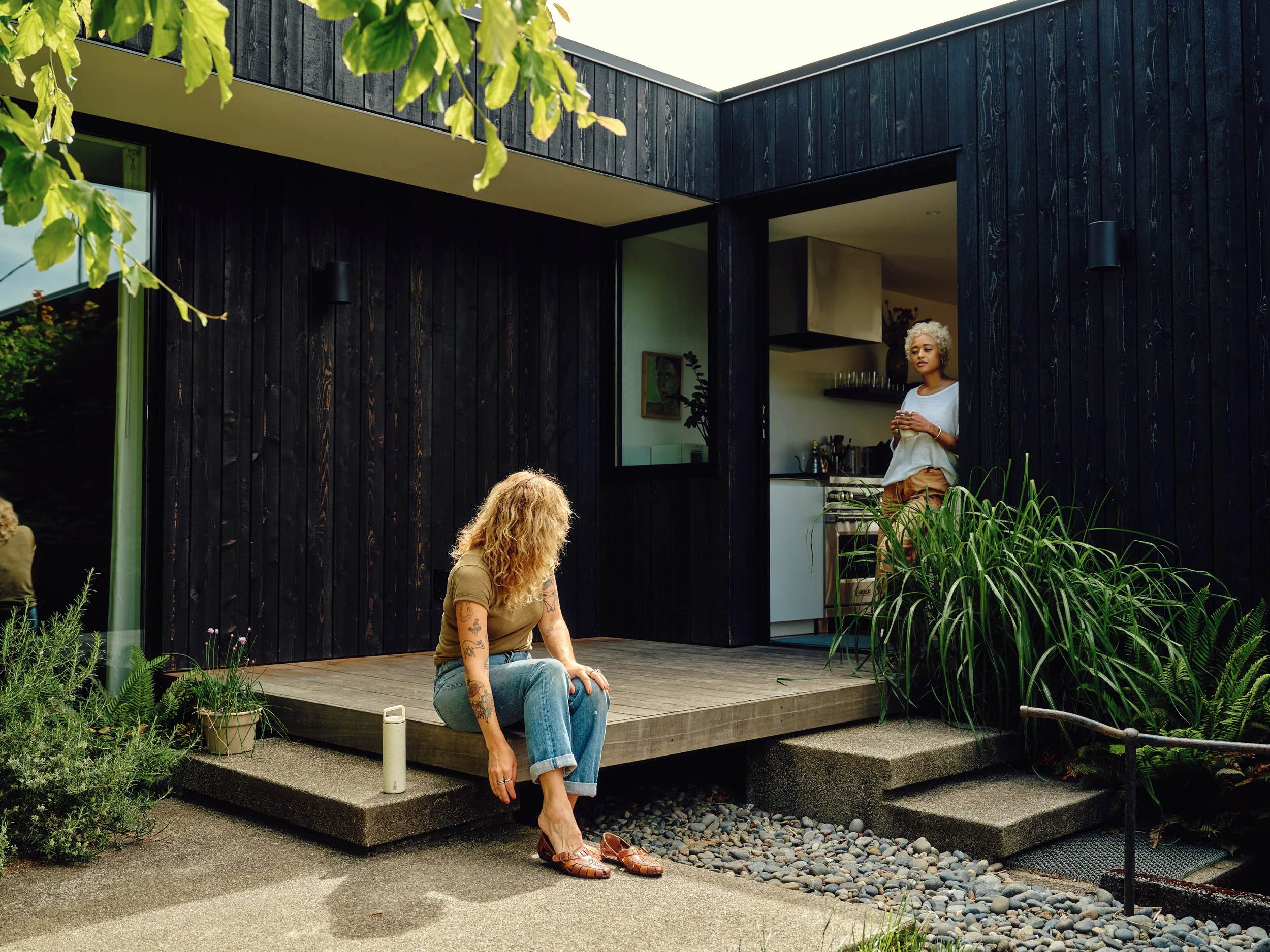 25_MiiR_party-lifestyle_benlindbloom_ 2.jpg