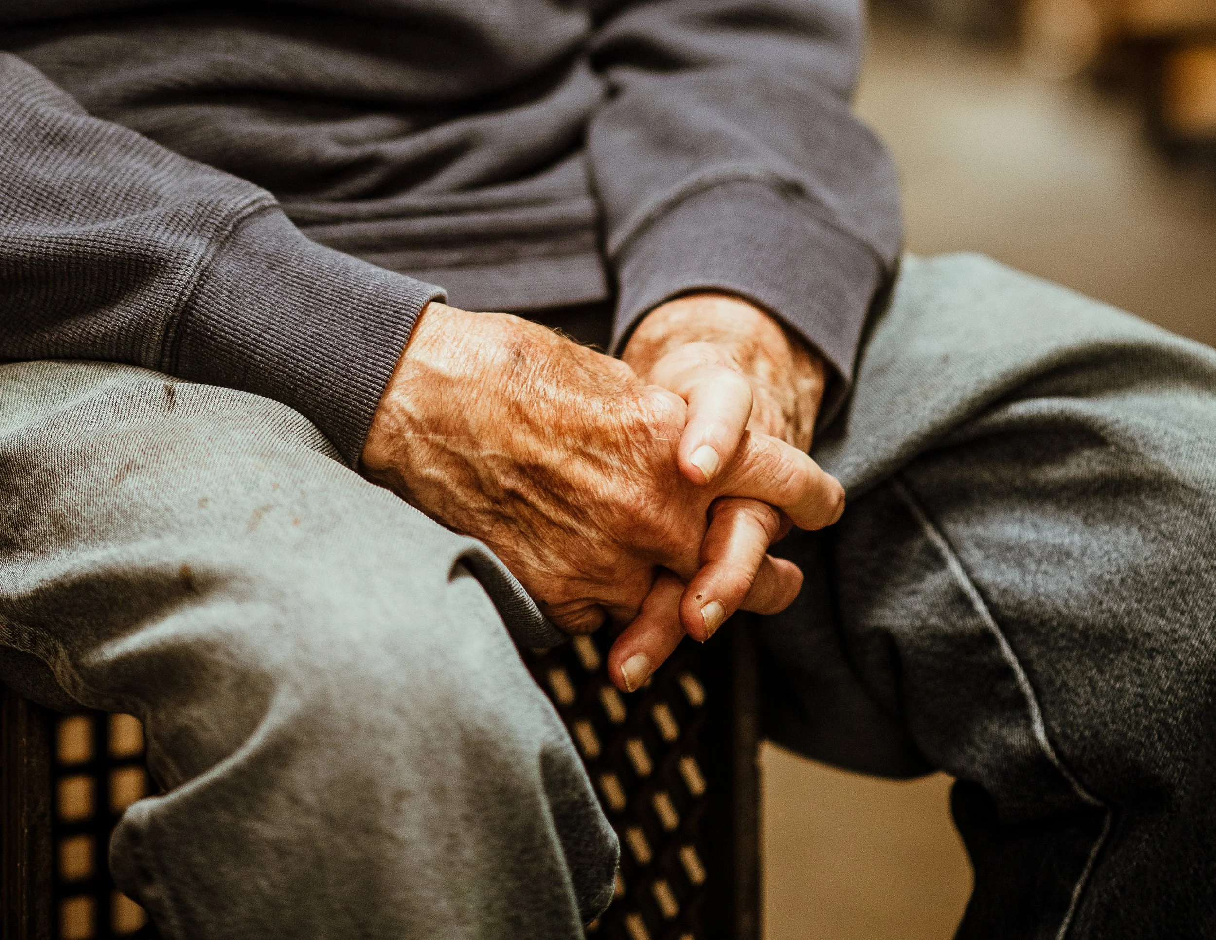 PhillipLevine_2021_BenLindbloom_850_9465 1.jpg