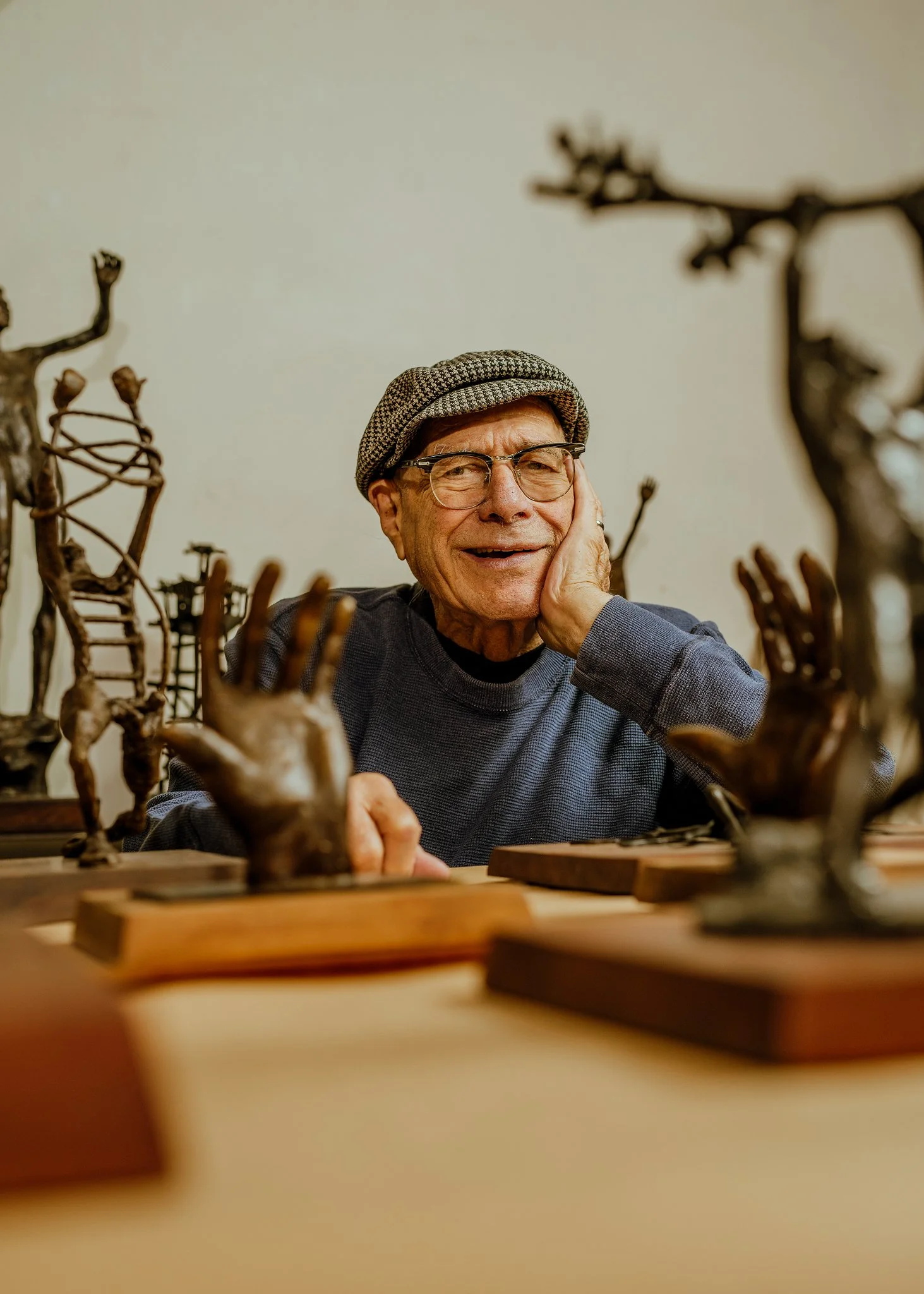 PhillipLevine_2021_BenLindbloom_850_9250 1.jpg