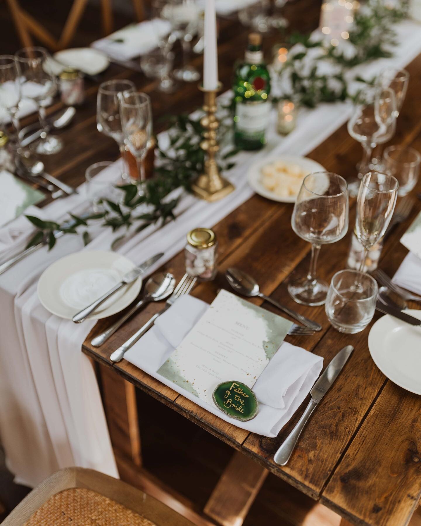 A few table shots from Daisy &amp; Marc too. The deep green agate placecards from Daisy added that extra colour pop to the napkin and tied in with the fresh greenery beautifully. 🍃💫 Thank you again @kayleighstonephoto for capturing the styling! @th