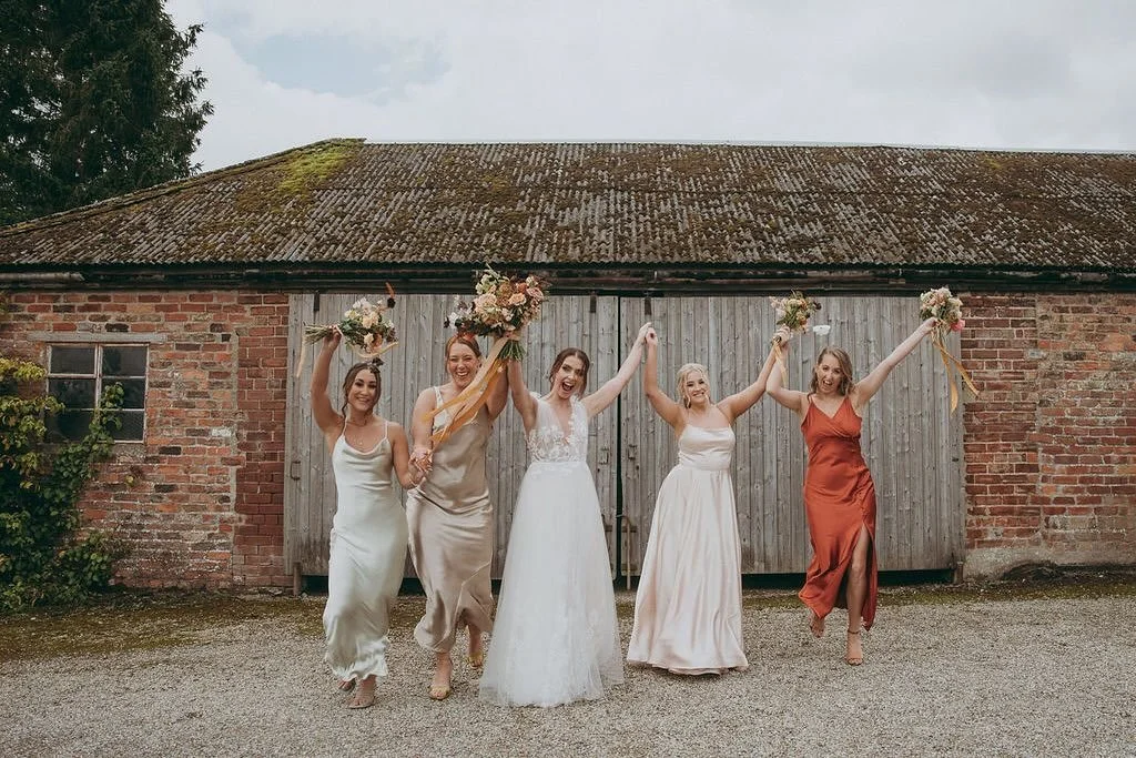 Bridesmaid Team &hellip;.

Your bridesmaid dresses don&rsquo;t have to match. What?!! I know right?! 😱😅

It&rsquo;s less stressful if they don&rsquo;t! Choosing different styles and different colour tones is a lovely way to find an outfit that ever
