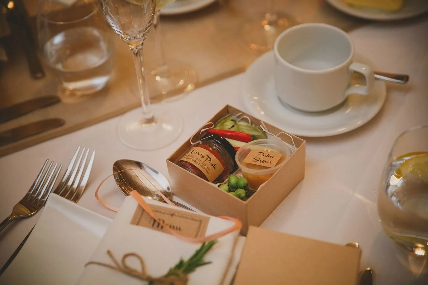 We have a saying when it comes to favours&hellip;

Can you eat it, drink it or fit it in a clutch bag?!🙌🏻

The best favours, that don&rsquo;t get left at the end of the night, tend to be the ones that are edible, can be downed or a cute little toke