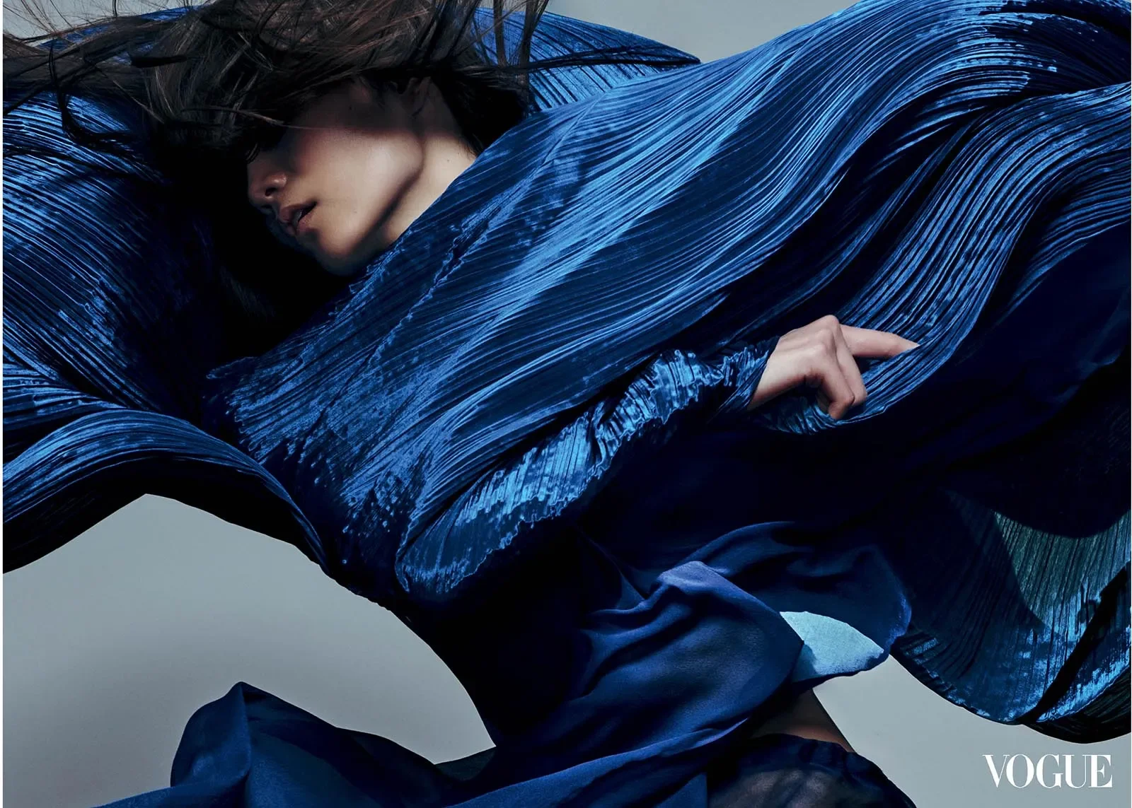 VOGUE_PHILIPPINES_2026_JUNE-JULY_MATTIA_DANIELA_2.webp