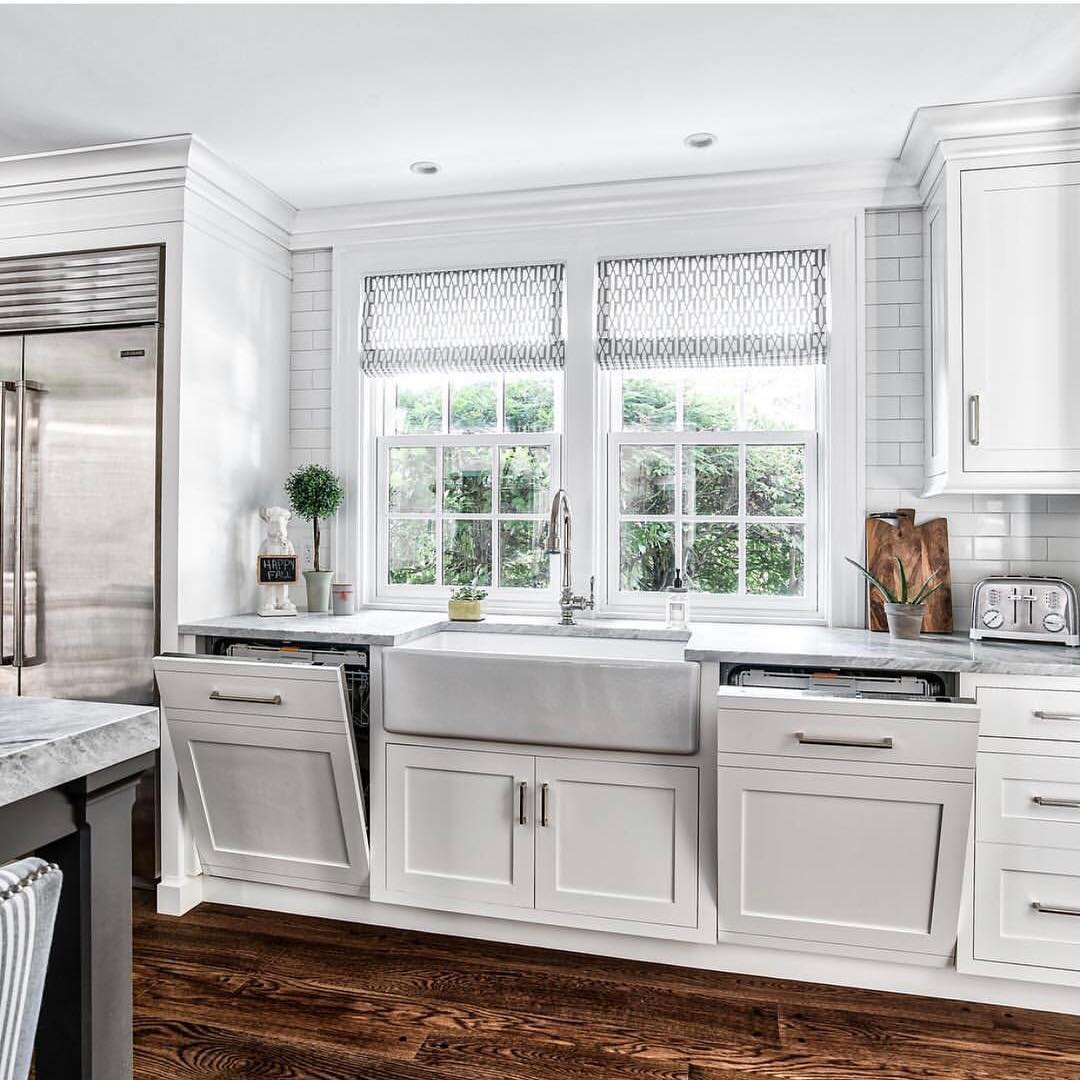 Check out this gorgeous kitchen from @the_brothers_stonington. The hidden dishwasher makes for a clean look!