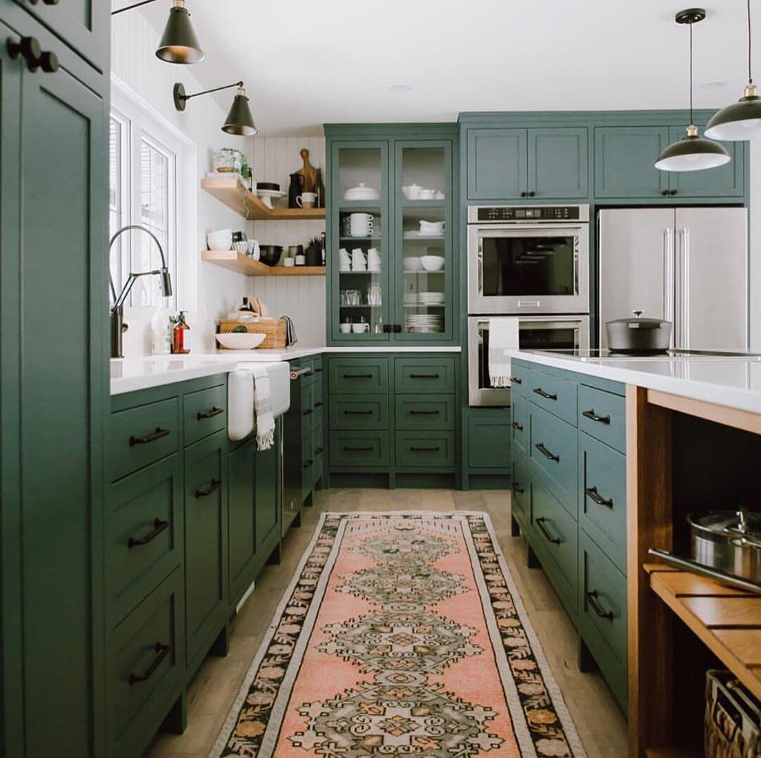 This green kitchen by @jaclynpetersdesign is so dreamy. What is your favorite unconventional color for cabinets?