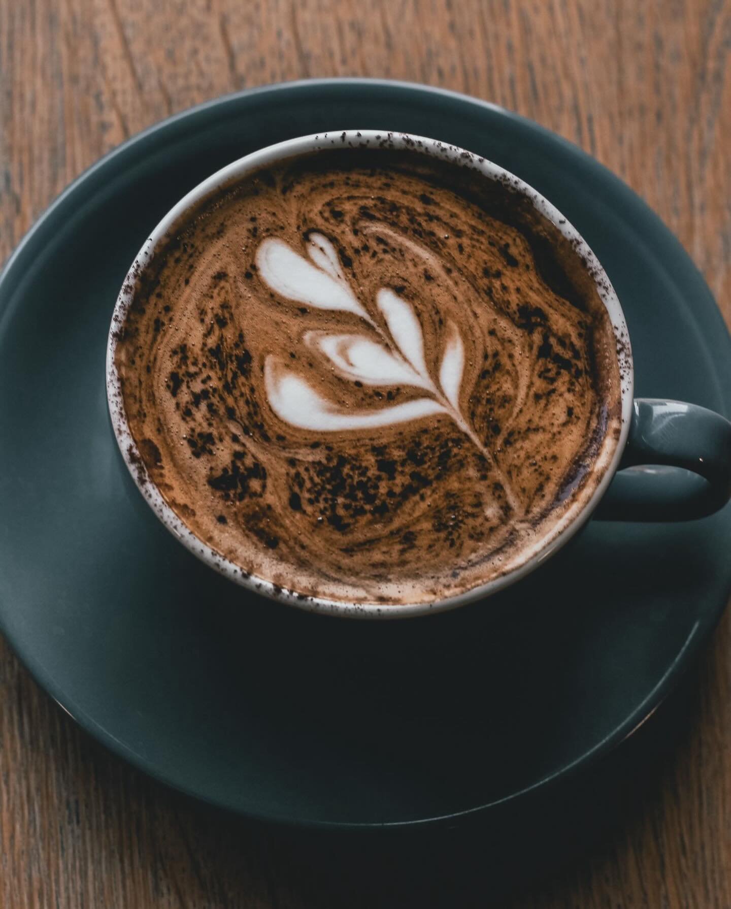 Meeting a friend in town for a catch up and great coffee? Hamlet is the perfect place, open seven days a week. 

Ask for our loyalty card, where the tenth hot drink is free!