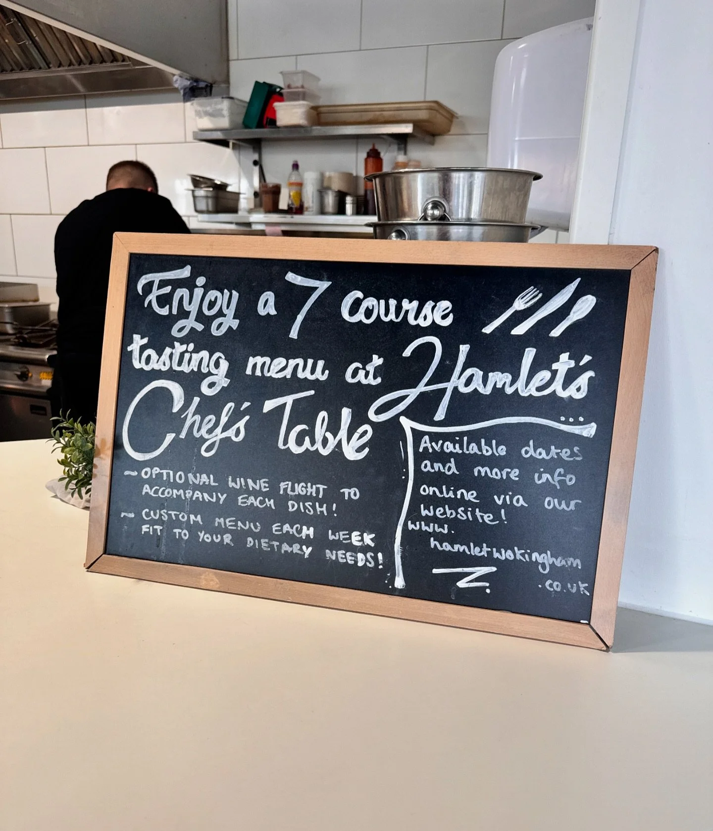 At Hamlet, we offer a unique dining experience for the ultimate foodie. 

Our chef&rsquo;s table experience offers a one-of-a-kind opportunity to watch as our brilliant chefs prepare your meal in front of you✨

Ever wanted to ask the chefs some quest