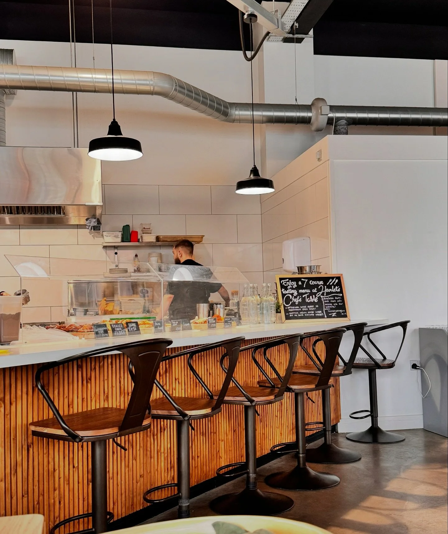 Chef&rsquo;s table is waiting for you! 

Ever heard of our Chef&rsquo;s Table experience?👀🍴

It&rsquo;s a unique opportunity to watch our talented chefs in action as they prepare your meal right before your eyes.

Engage with them, ask questions, a