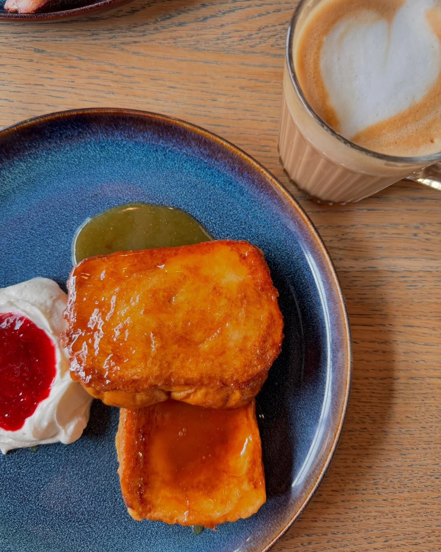 Feeling hungry? Bet you are now!

Our brunch menu is available from 8am-2:30pm, and it fills up fast! Here are a few of our favorites:

&mdash; Salmon Lox
&mdash; Hamlet Beans On Toast
&mdash; Eggs Benedict
&mdash; Homemade Fruit &amp; Nut Granola
&m