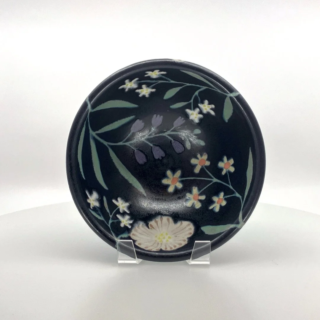 Ruth Easterbrook: Bowl