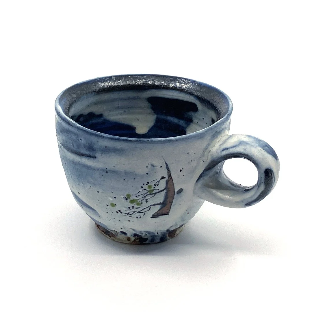Minsoo Yuh: Mug (Blue)