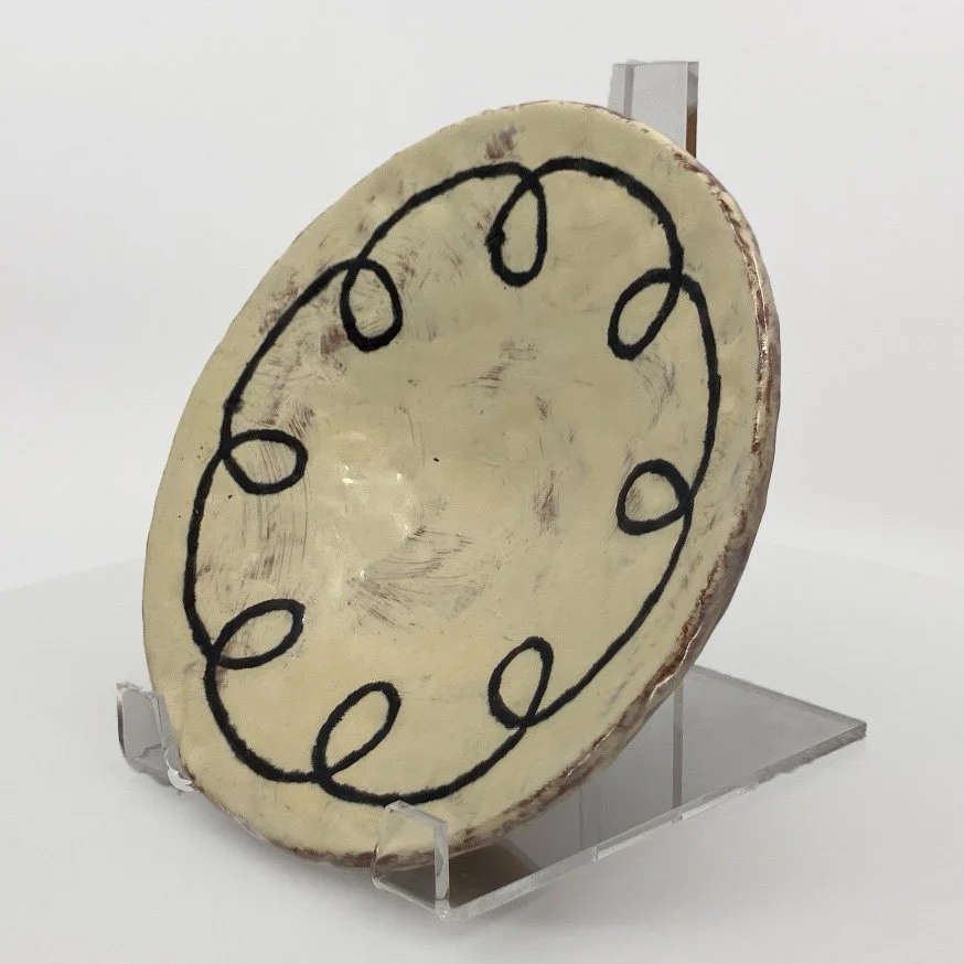 Holly Walker: Cursive Round Blate- black and white