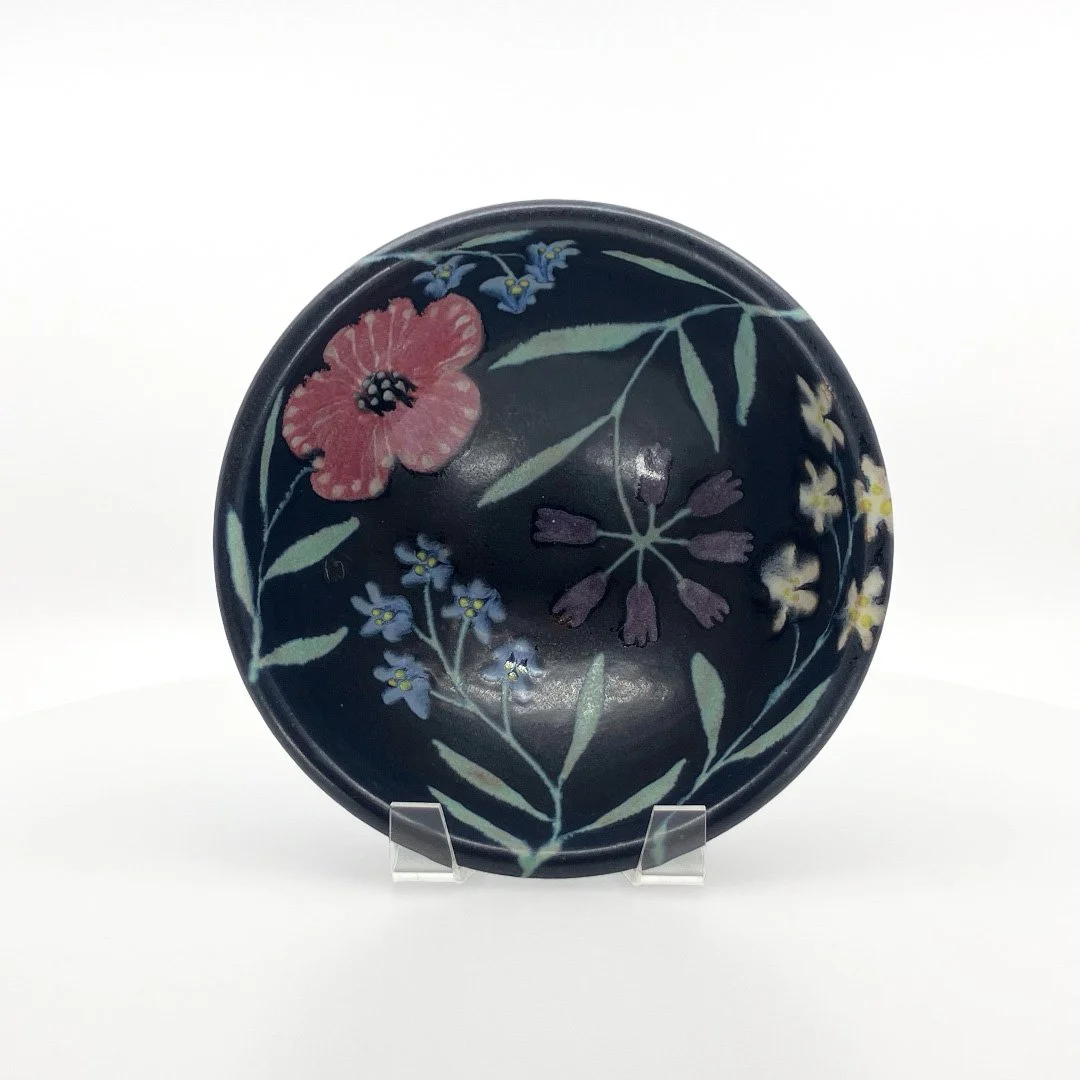 Ruth Easterbrook: Bowl