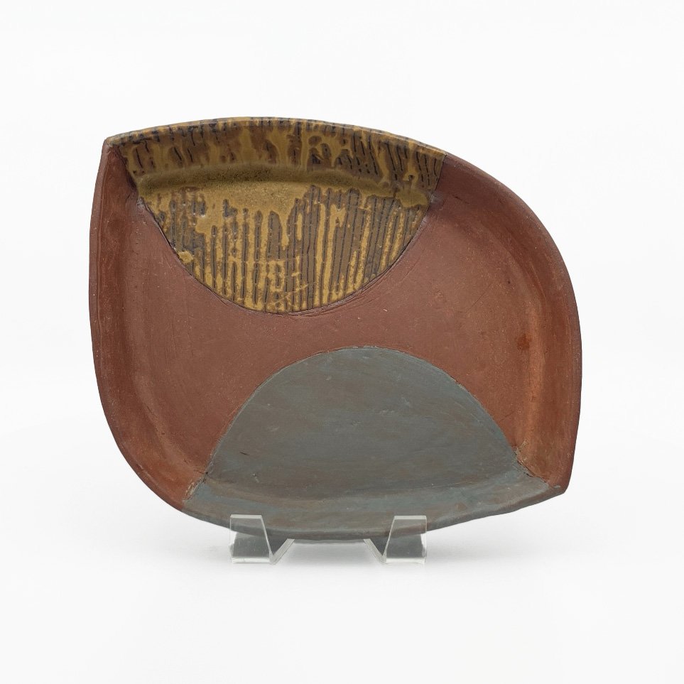 Mary Barringer: Snack Tray (grey/amber)