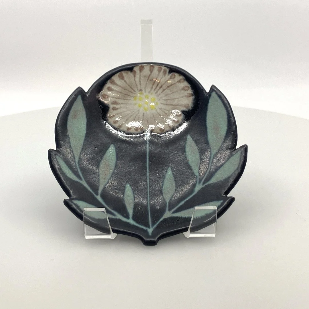 Ruth Easterbrook: Side Plate