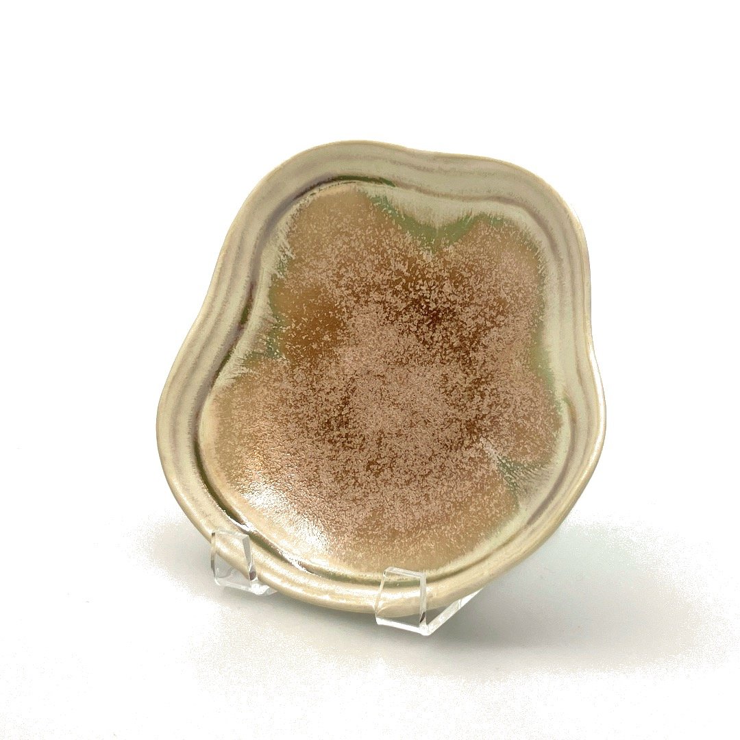 Aysha Peltz: Small Pink Salad Plate