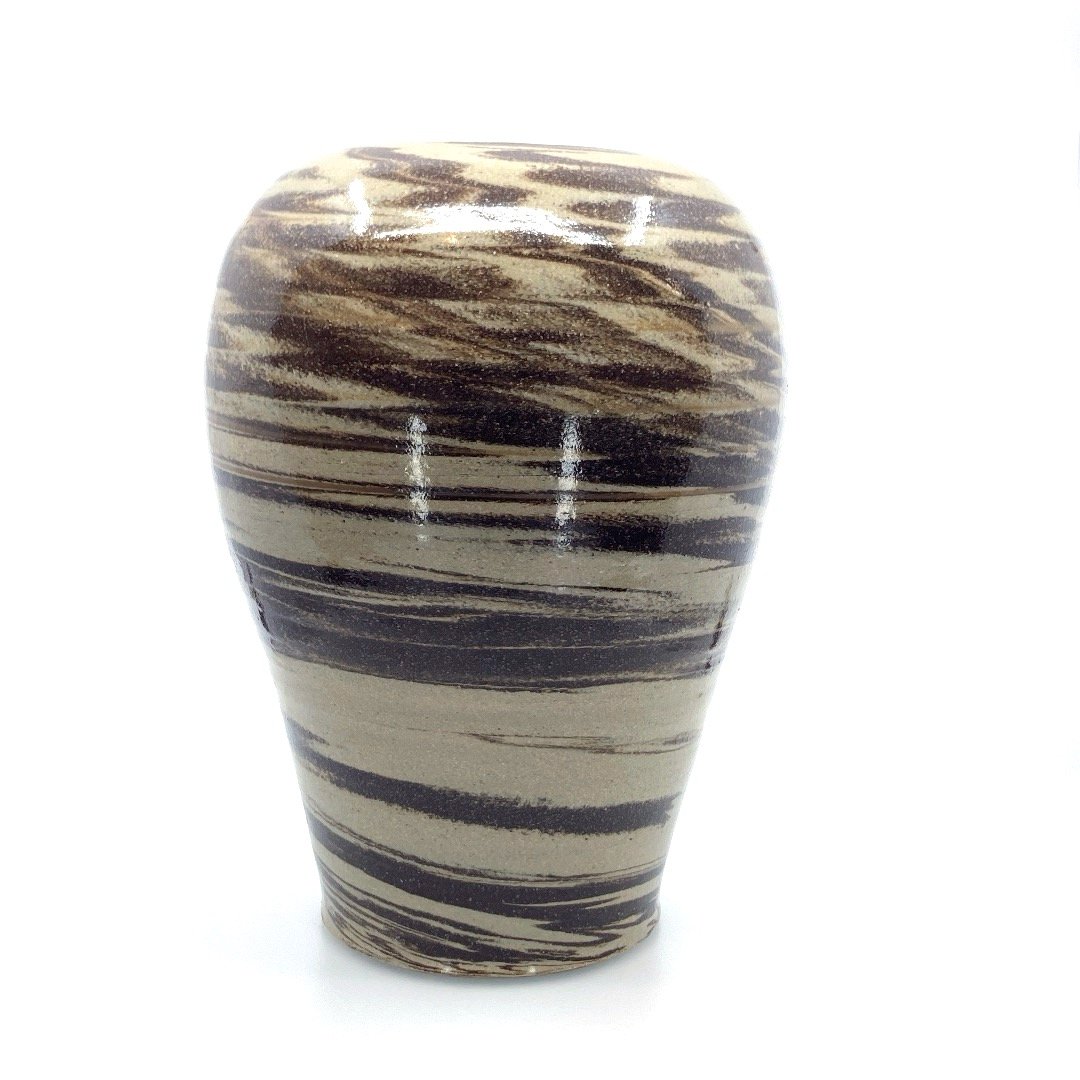 Kourtenay Plummer: Marbled Vase