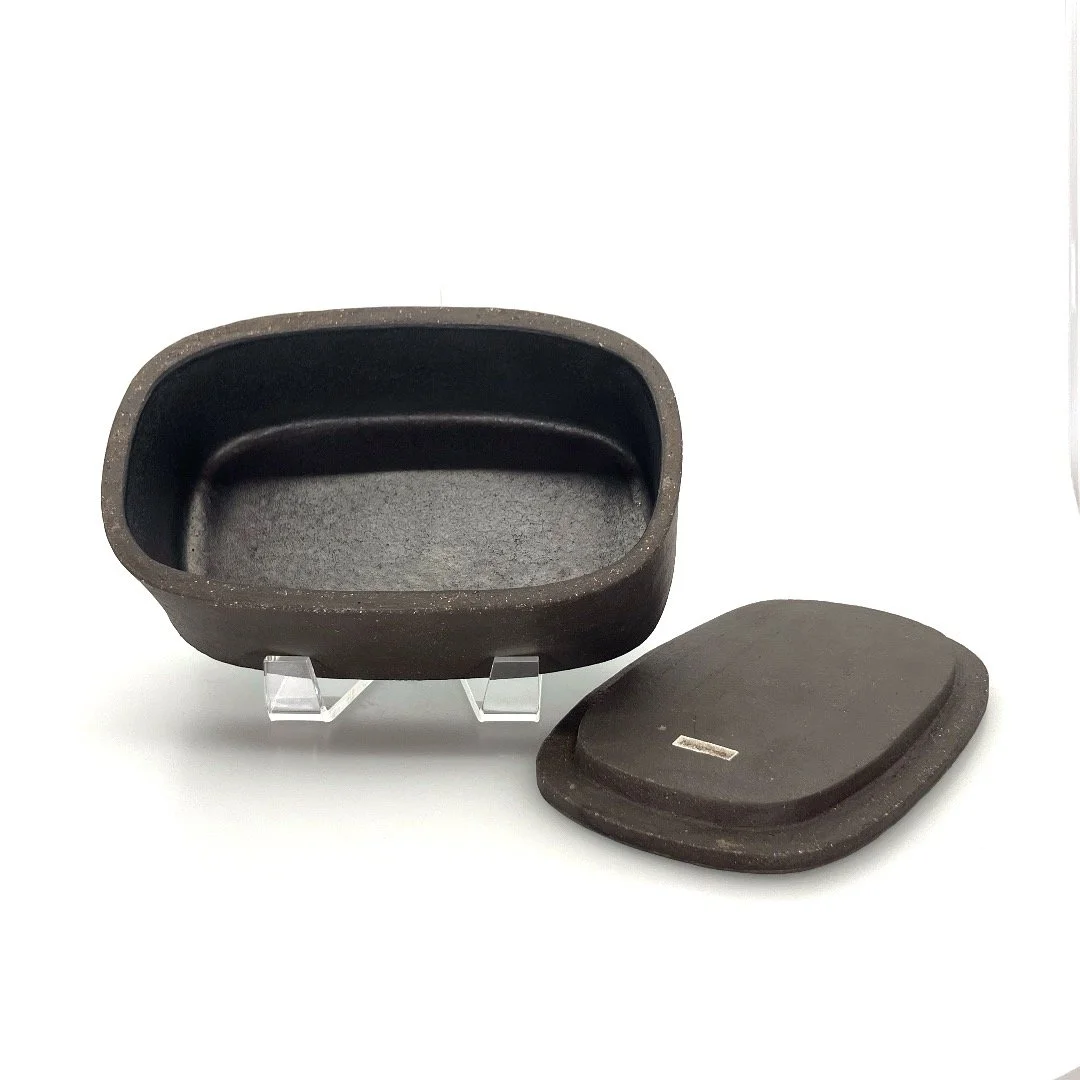 Hiroe Hanazono: Reversible Dessert Box