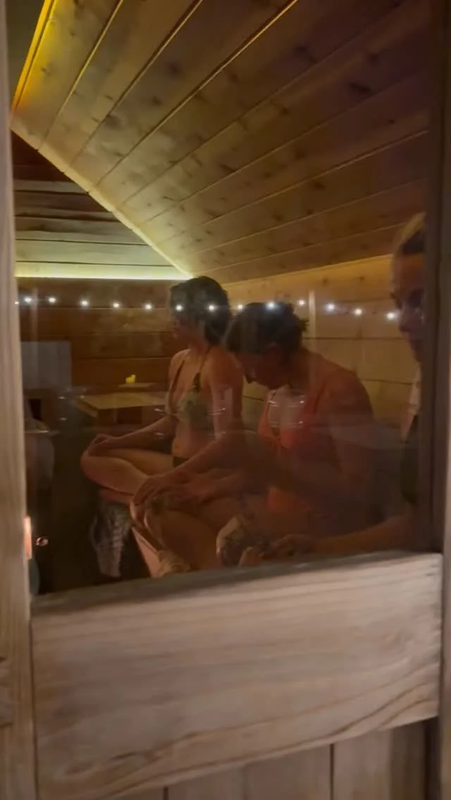 Your new Friday night social scene, sans the hangover! This is fun that feels as good as it DOES good for your BODY, MIND, and SPIRIT!! Don’t miss out! Book your session LINK IN BIO!