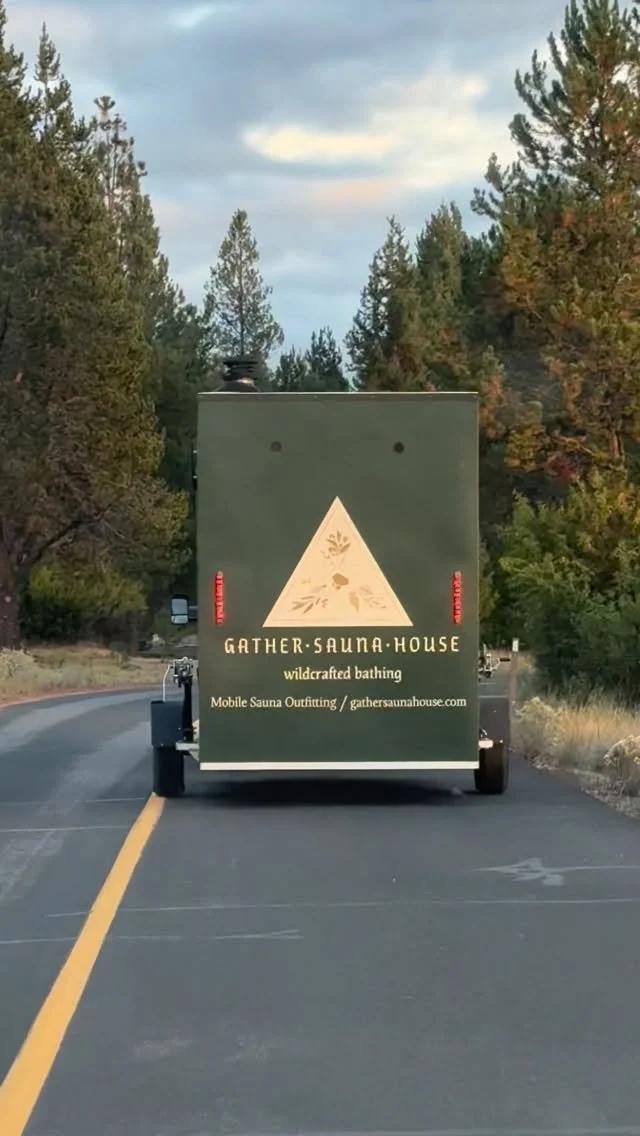 Nature isn’t just our backdrop —
it’s the co-therapist in every session.
At Gather, our wood-fired saunas are rooted in ancient wisdom and placed in the wild on purpose.
When you step into the heat, cool in the river, and rest ben