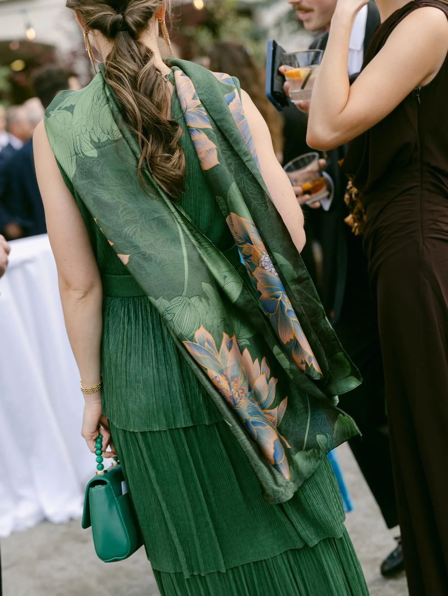 Cocktail hour in the mountains 🍷