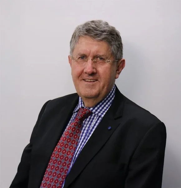 Dr Gary Smith Prosthodontist Queensland Brisbane
