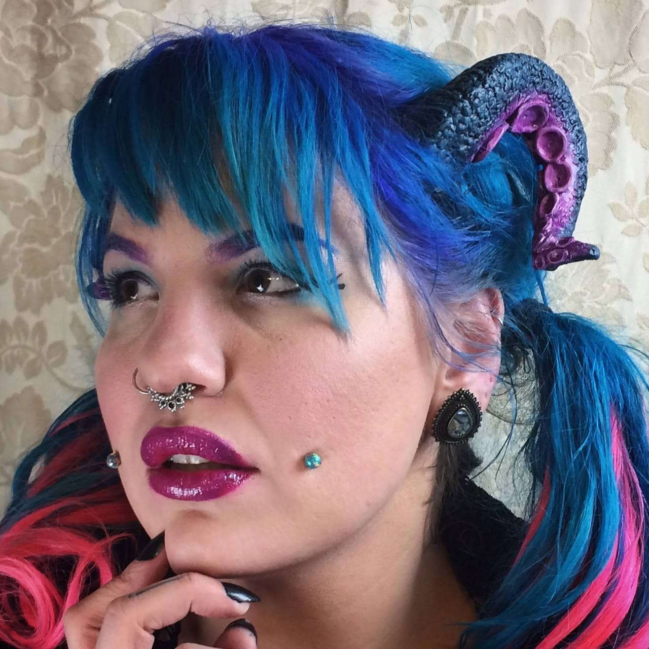 https://i.etsystatic.com/5355908/r/il/ce2e5e/1146278157/il_fullxfull.1146278157_2stp.jpg